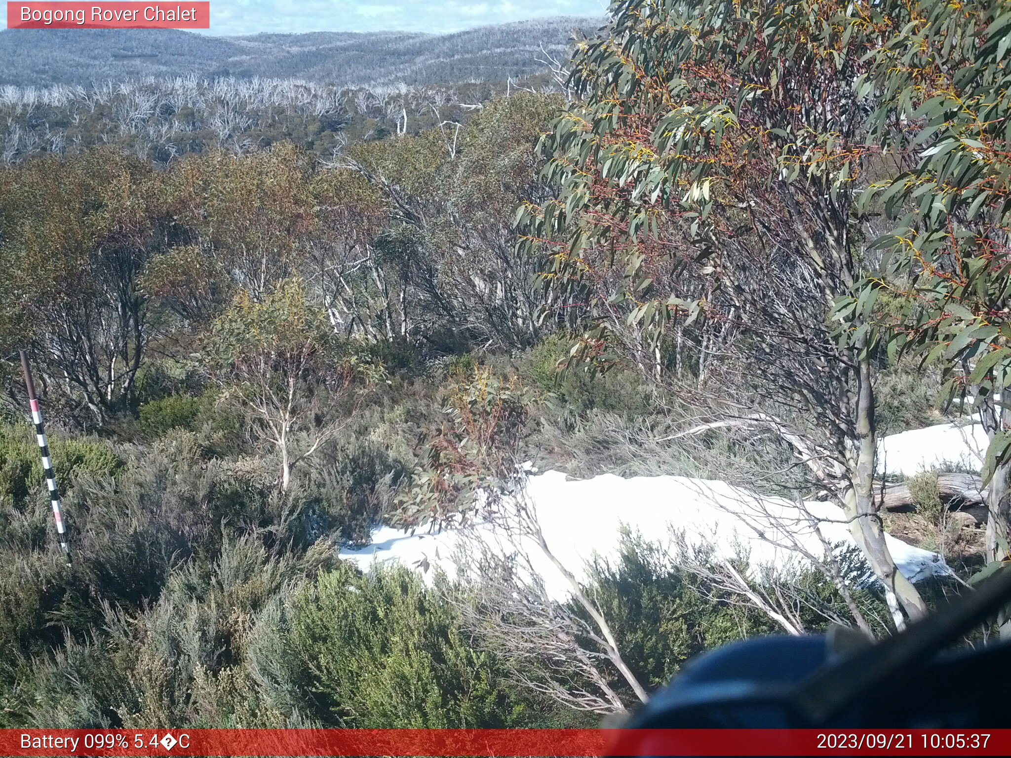 Bogong Web Cam 10:05am Thursday 21st of September 2023