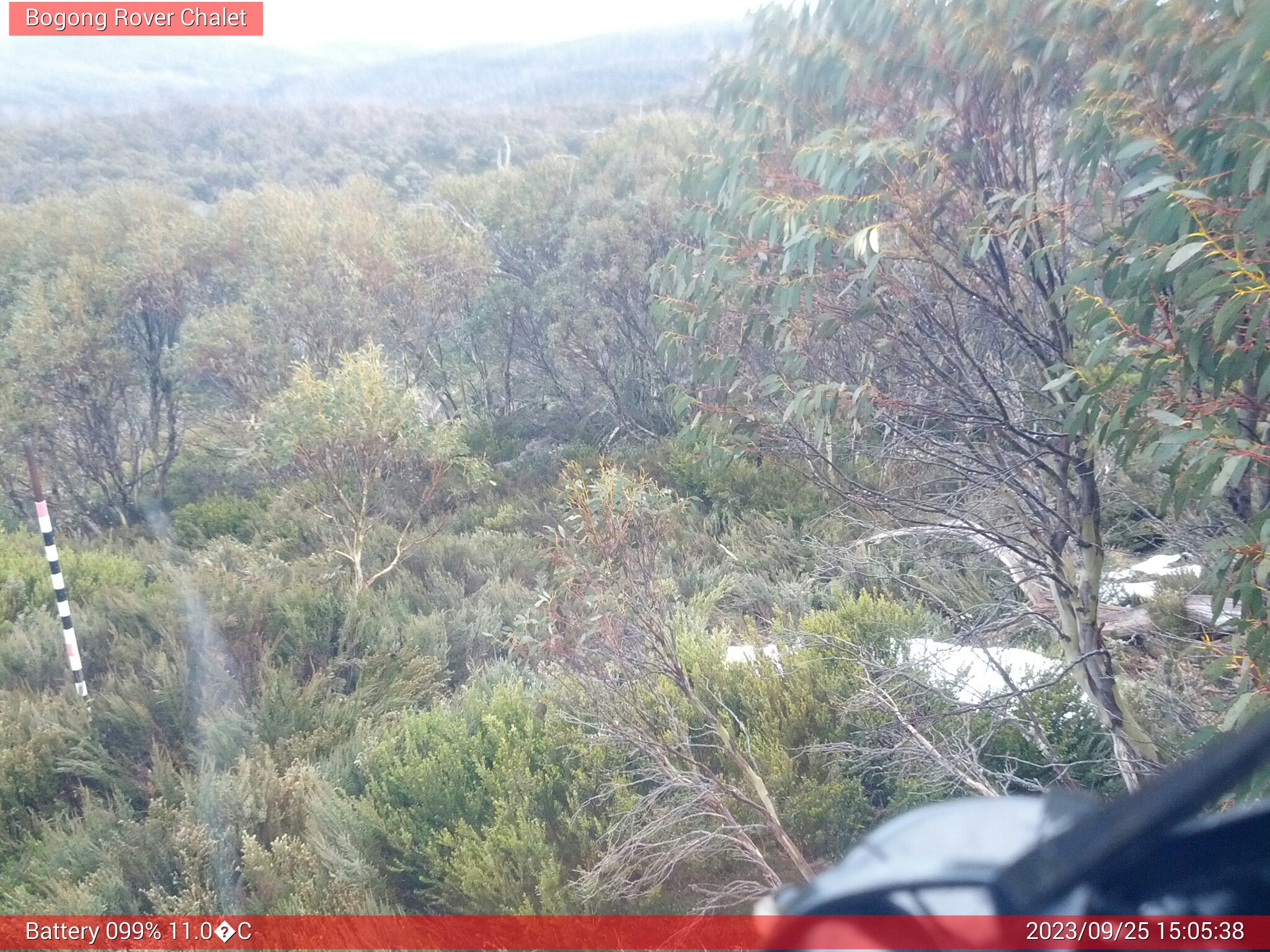 Bogong Web Cam 3:05pm Monday 25th of September 2023