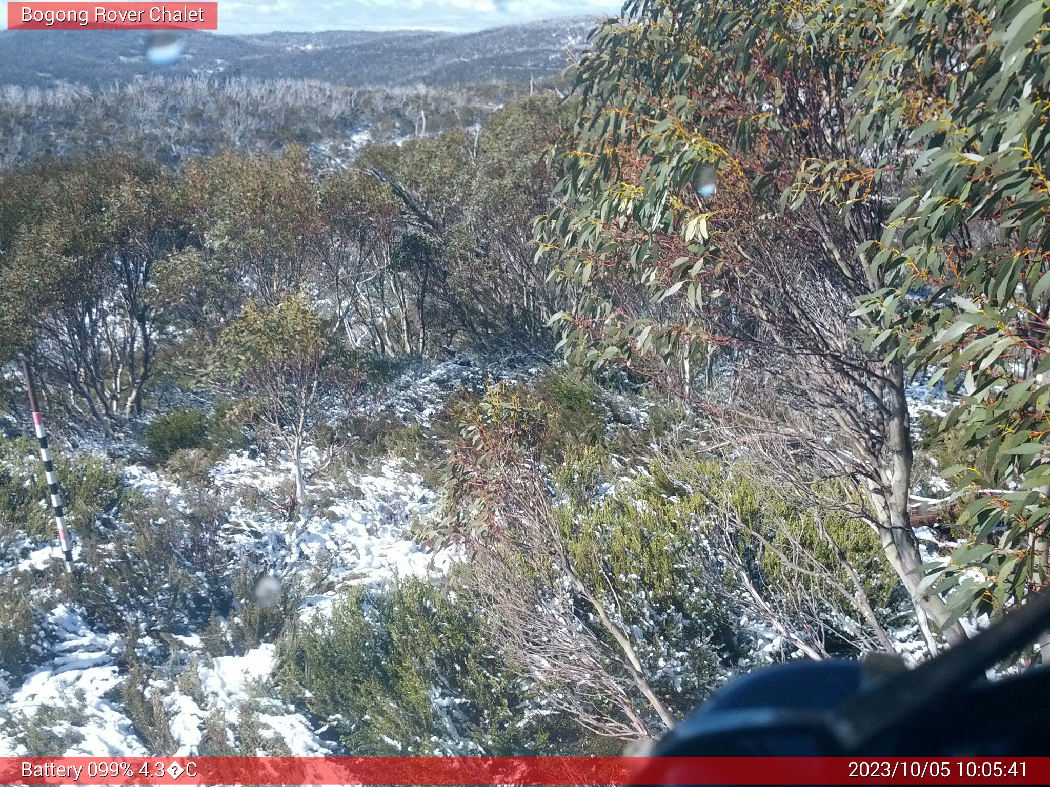 Bogong Web Cam 10:05am Thursday 5th of October 2023