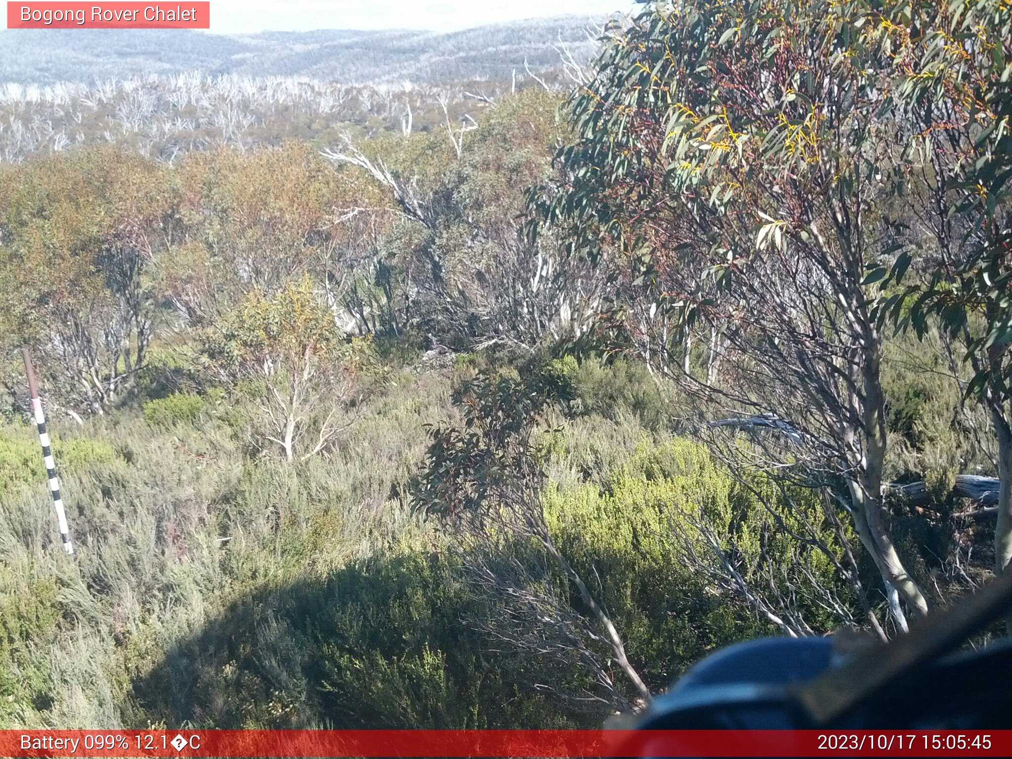 Bogong Web Cam 3:05pm Tuesday 17th of October 2023