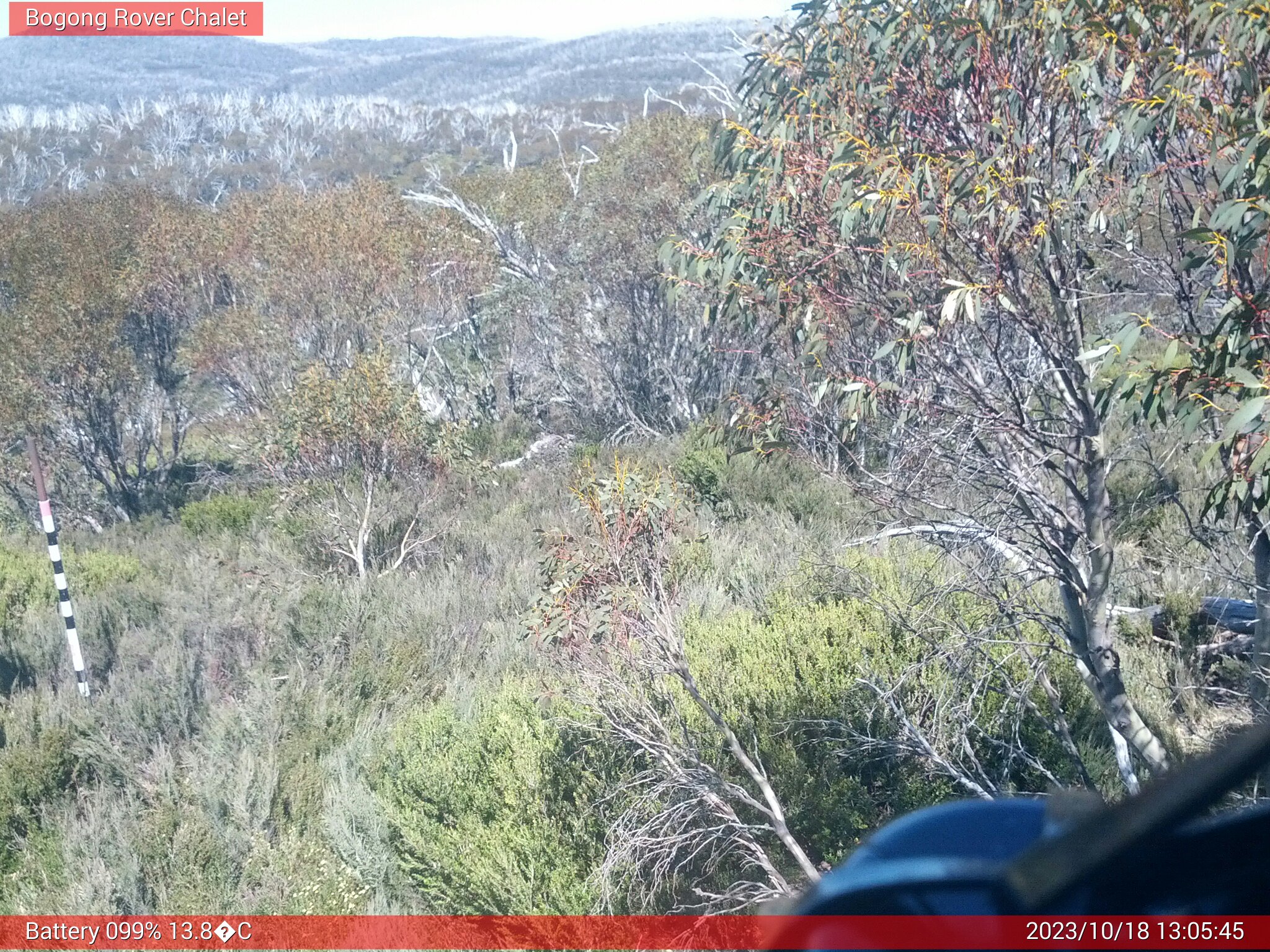 Bogong Web Cam 1:05pm Wednesday 18th of October 2023