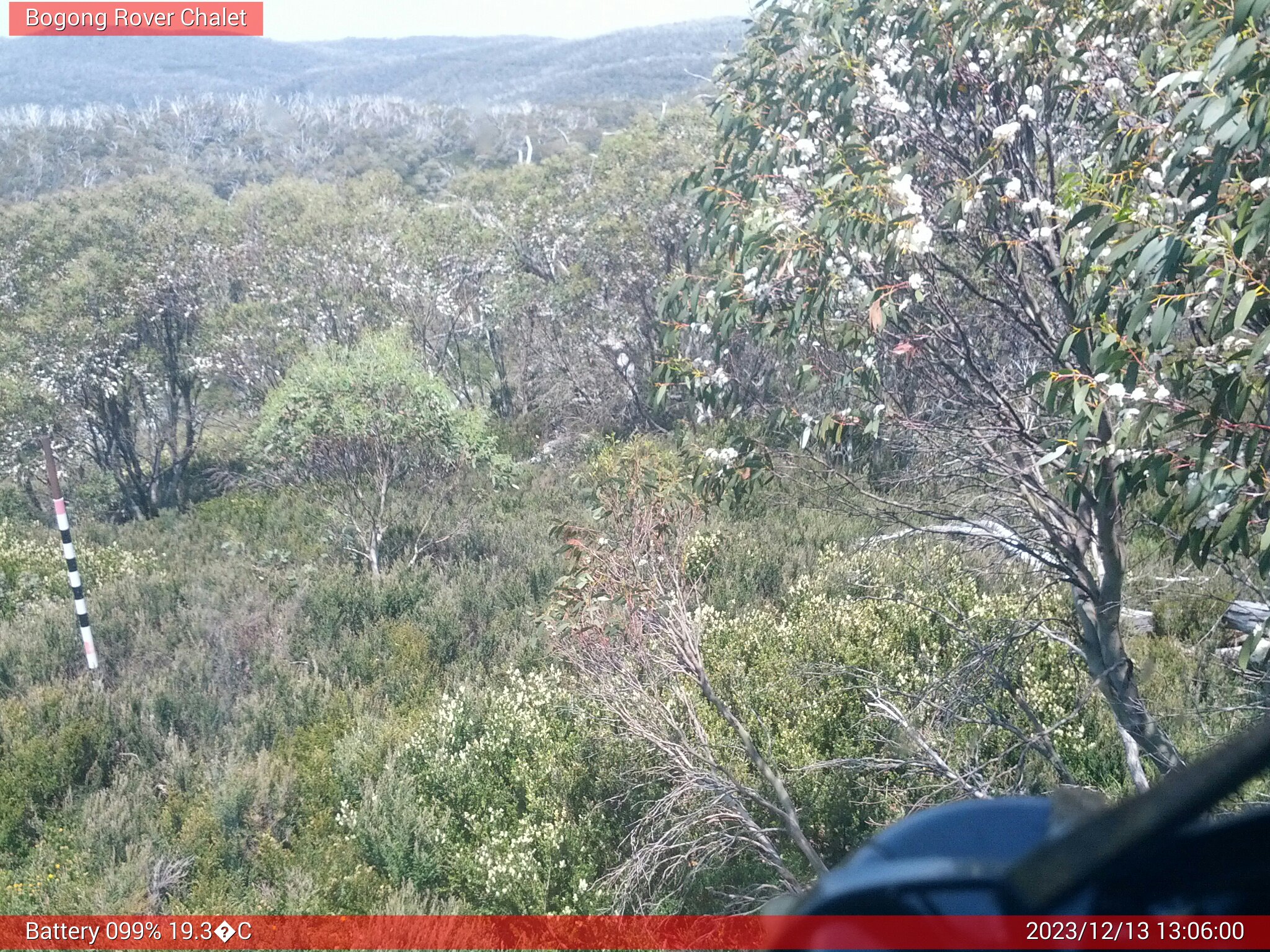 Bogong Web Cam 1:05pm Wednesday 13th of December 2023