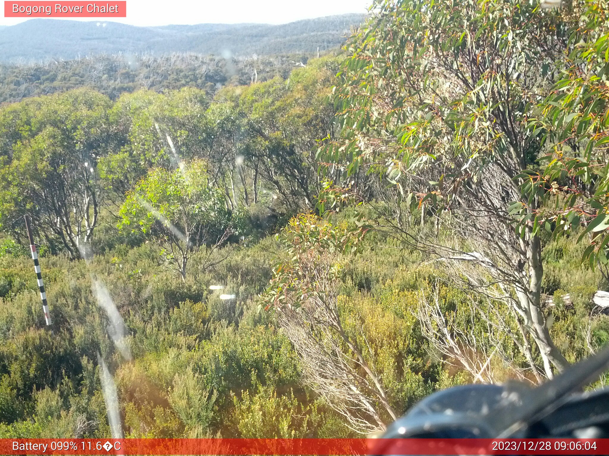 Bogong Web Cam 9:06am Thursday 28th of December 2023