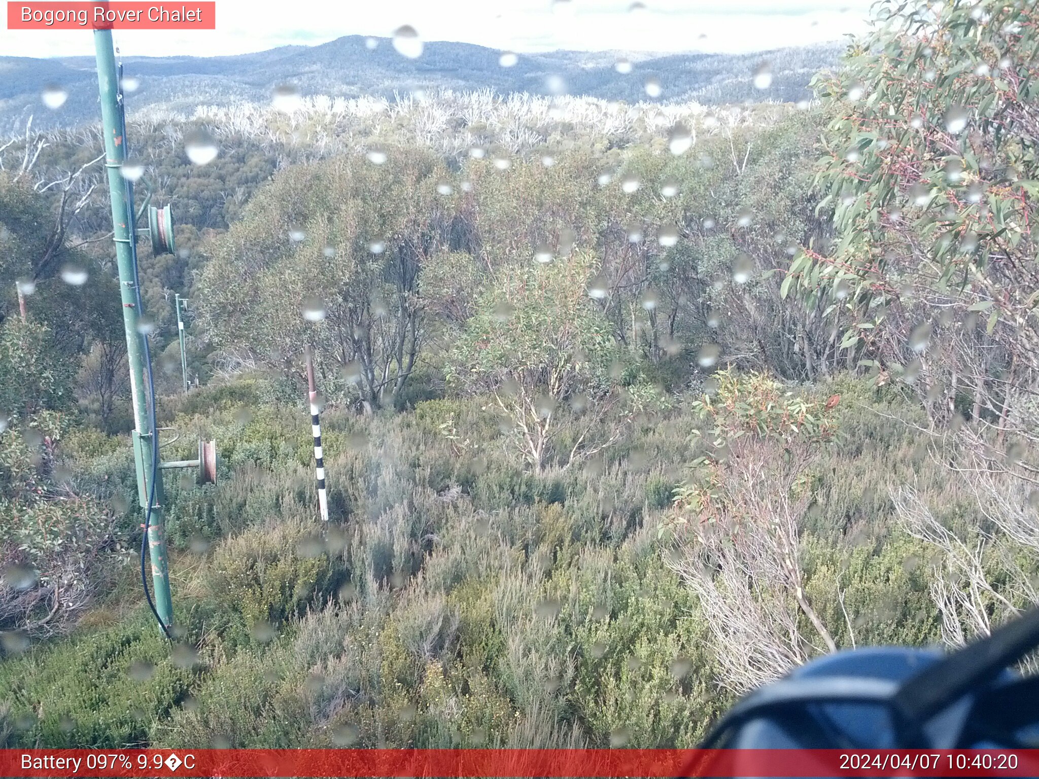 Bogong Web Cam 10:40am Sunday 7th of April 2024