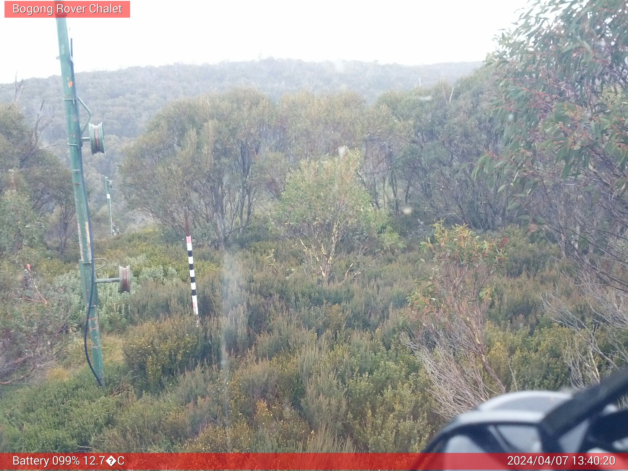 Bogong Web Cam 1:40pm Sunday 7th of April 2024