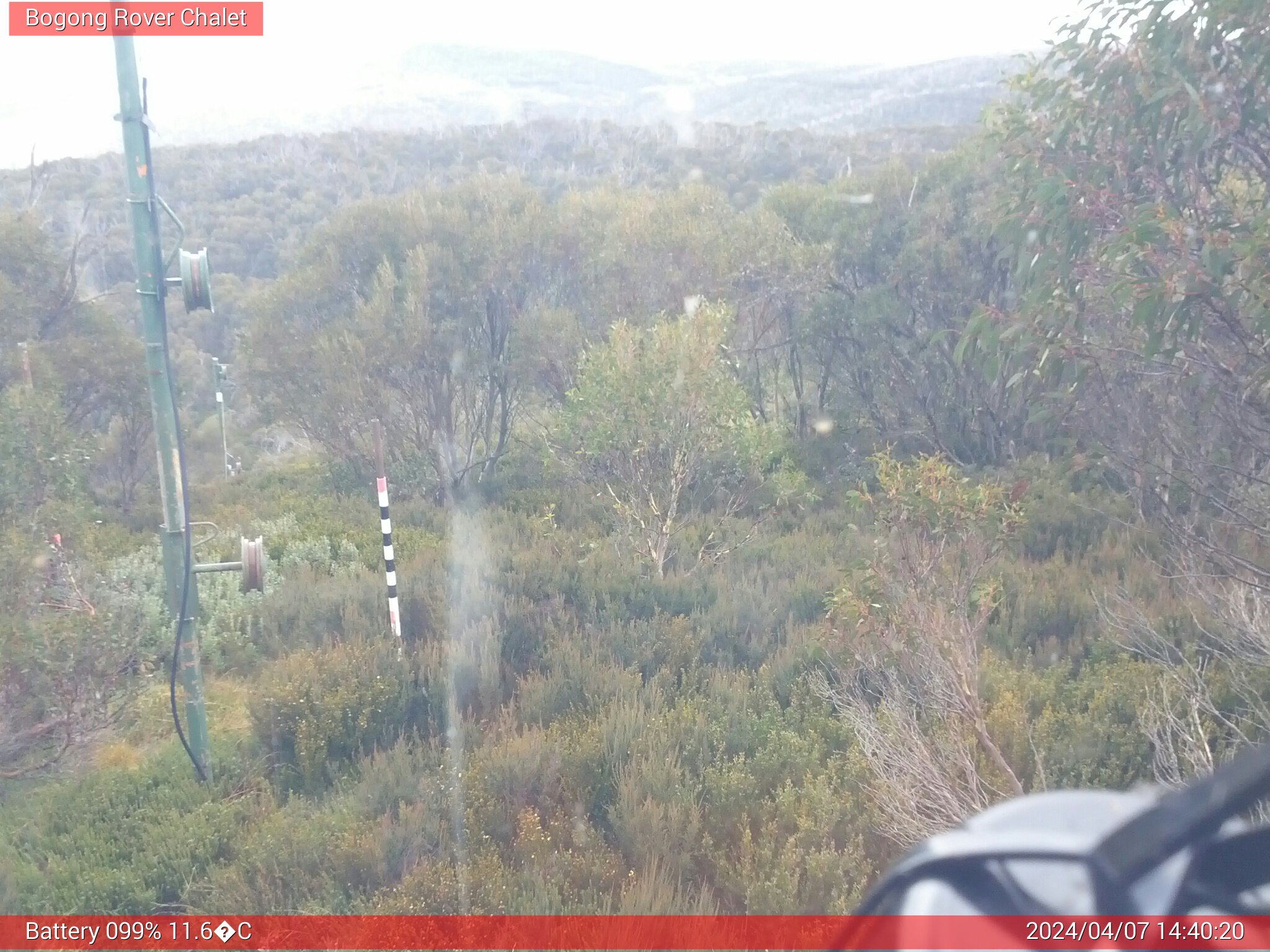 Bogong Web Cam 2:40pm Sunday 7th of April 2024