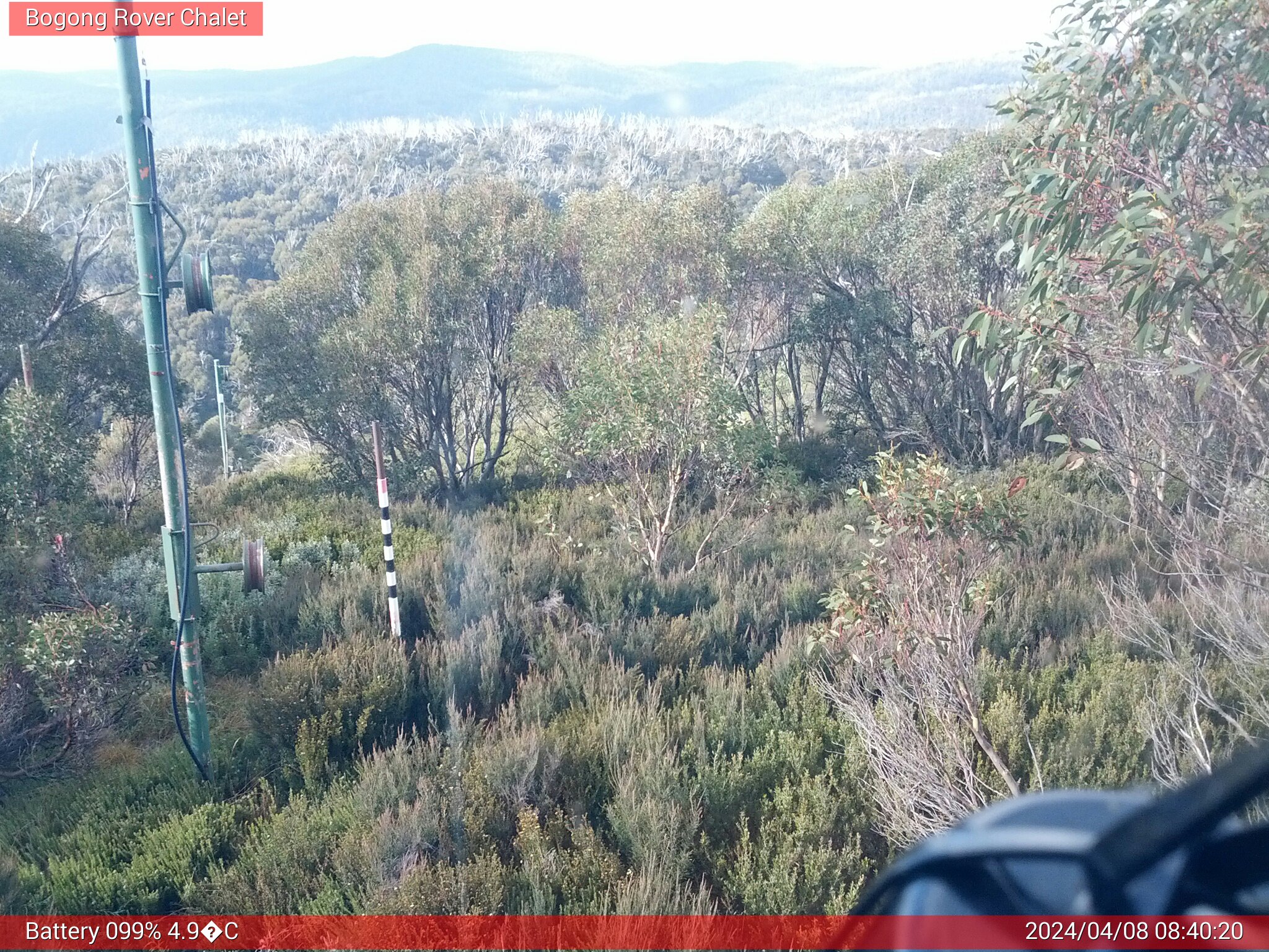 Bogong Web Cam 8:40am Monday 8th of April 2024