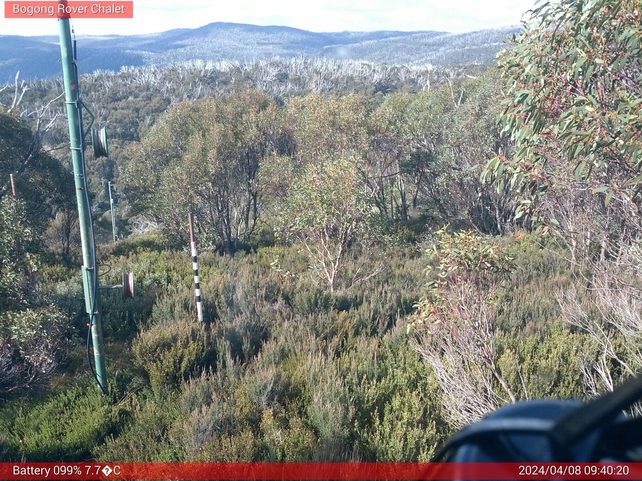 Bogong Web Cam 9:40am Monday 8th of April 2024