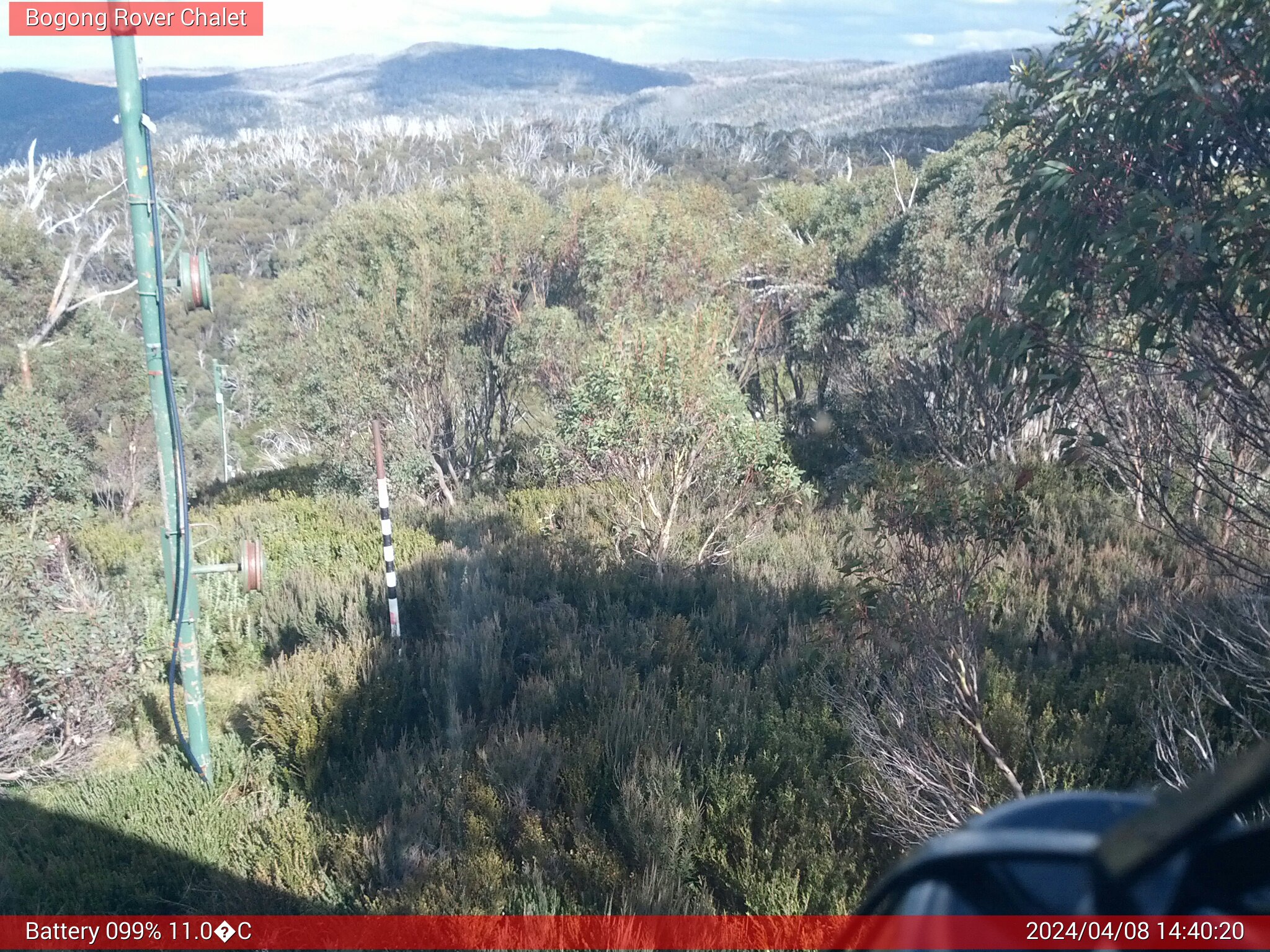 Bogong Web Cam 2:40pm Monday 8th of April 2024