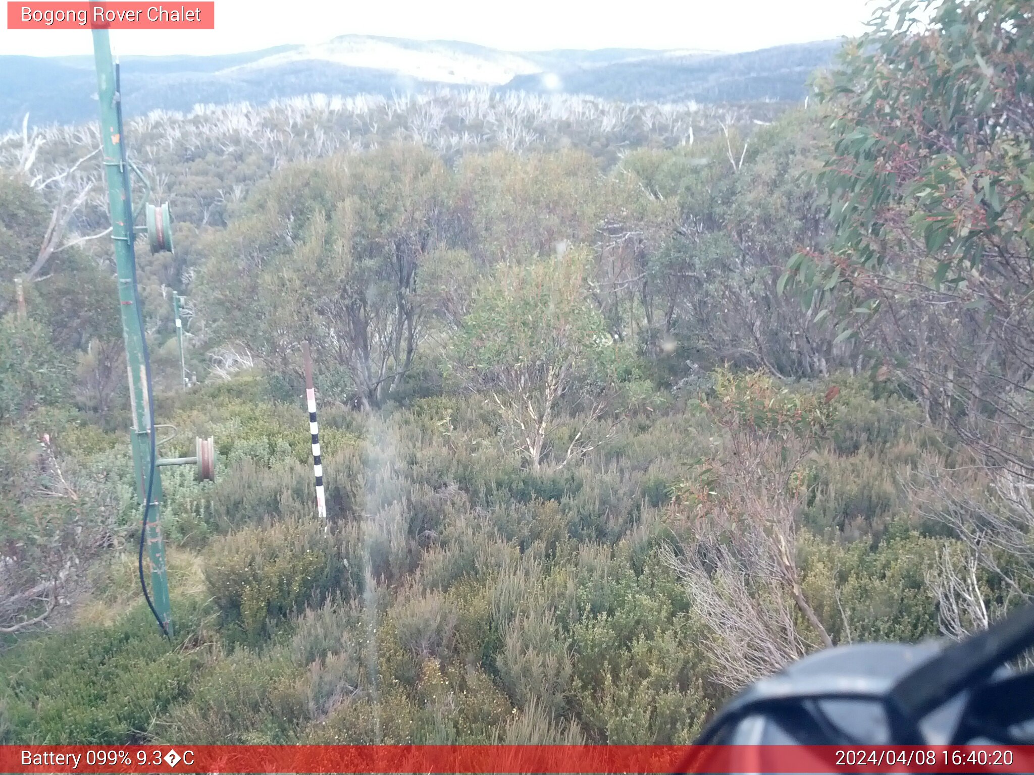 Bogong Web Cam 4:40pm Monday 8th of April 2024