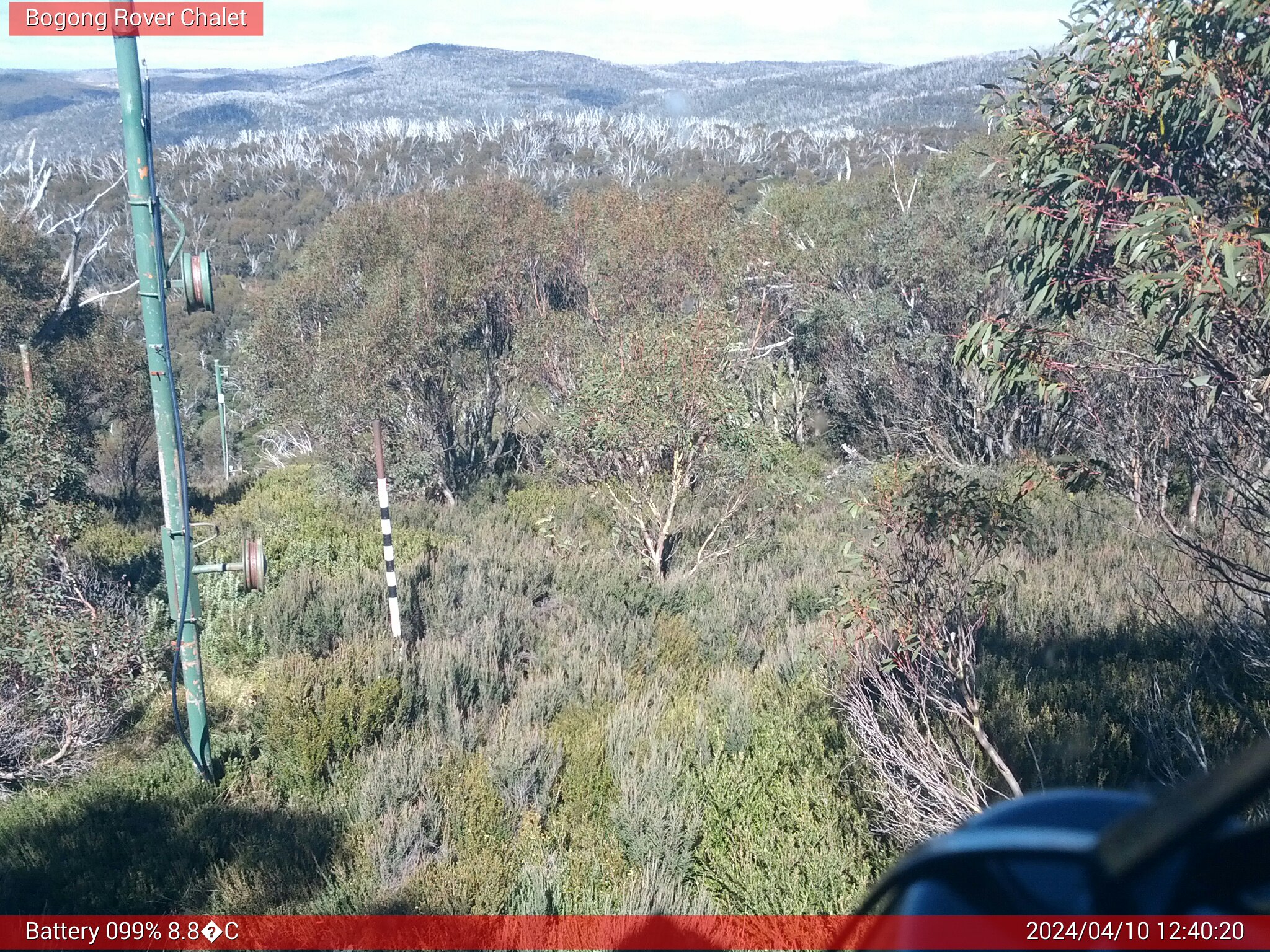 Bogong Web Cam 12:40pm Wednesday 10th of April 2024