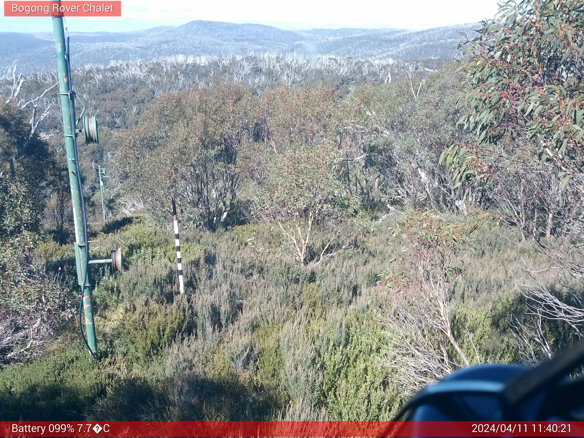 Bogong Web Cam 11:40am Thursday 11th of April 2024