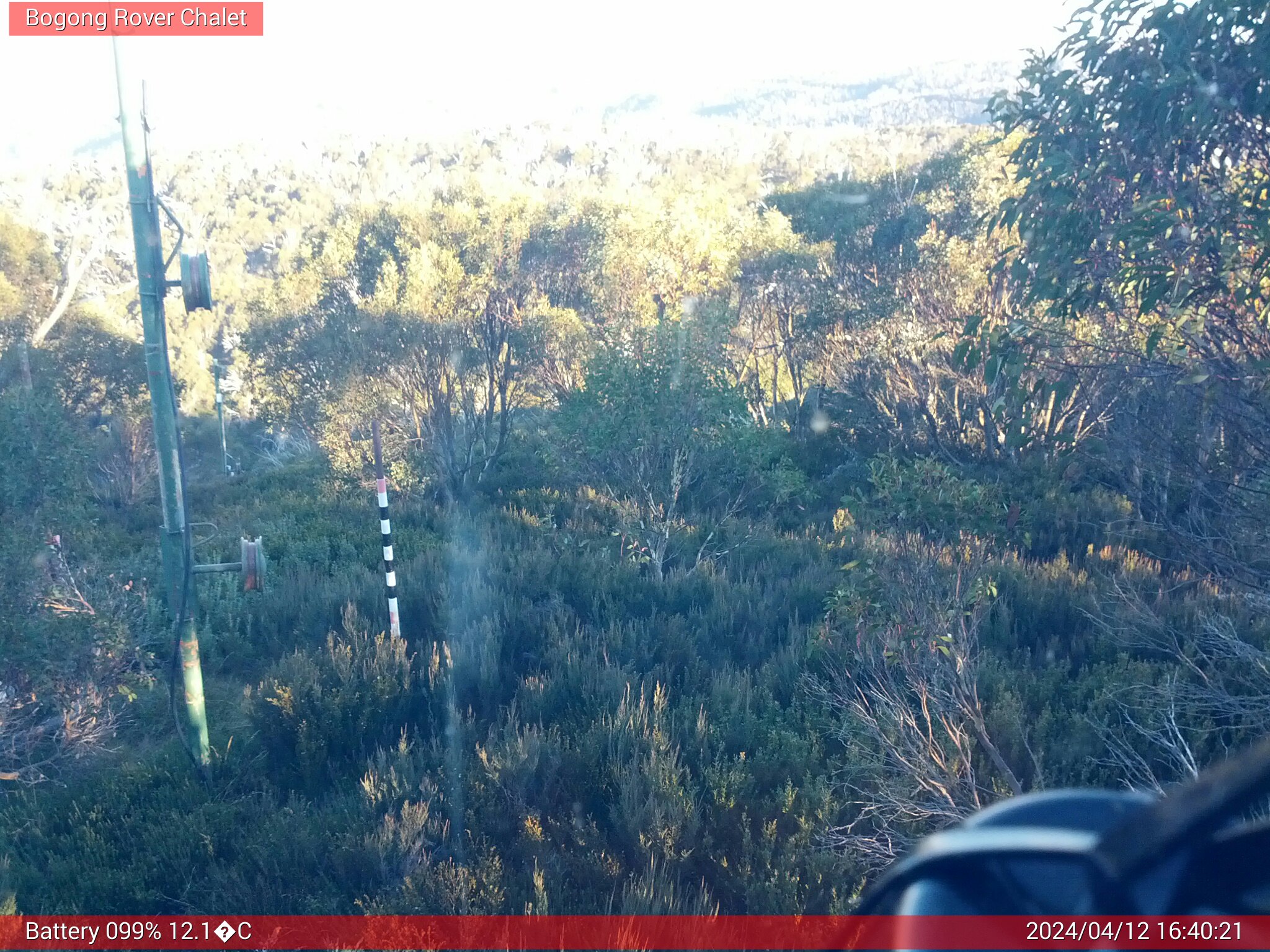 Bogong Web Cam 4:40pm Friday 12th of April 2024