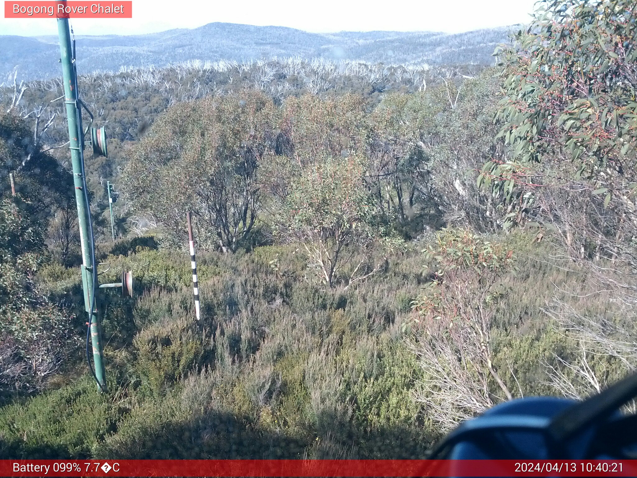 Bogong Web Cam 10:40am Saturday 13th of April 2024