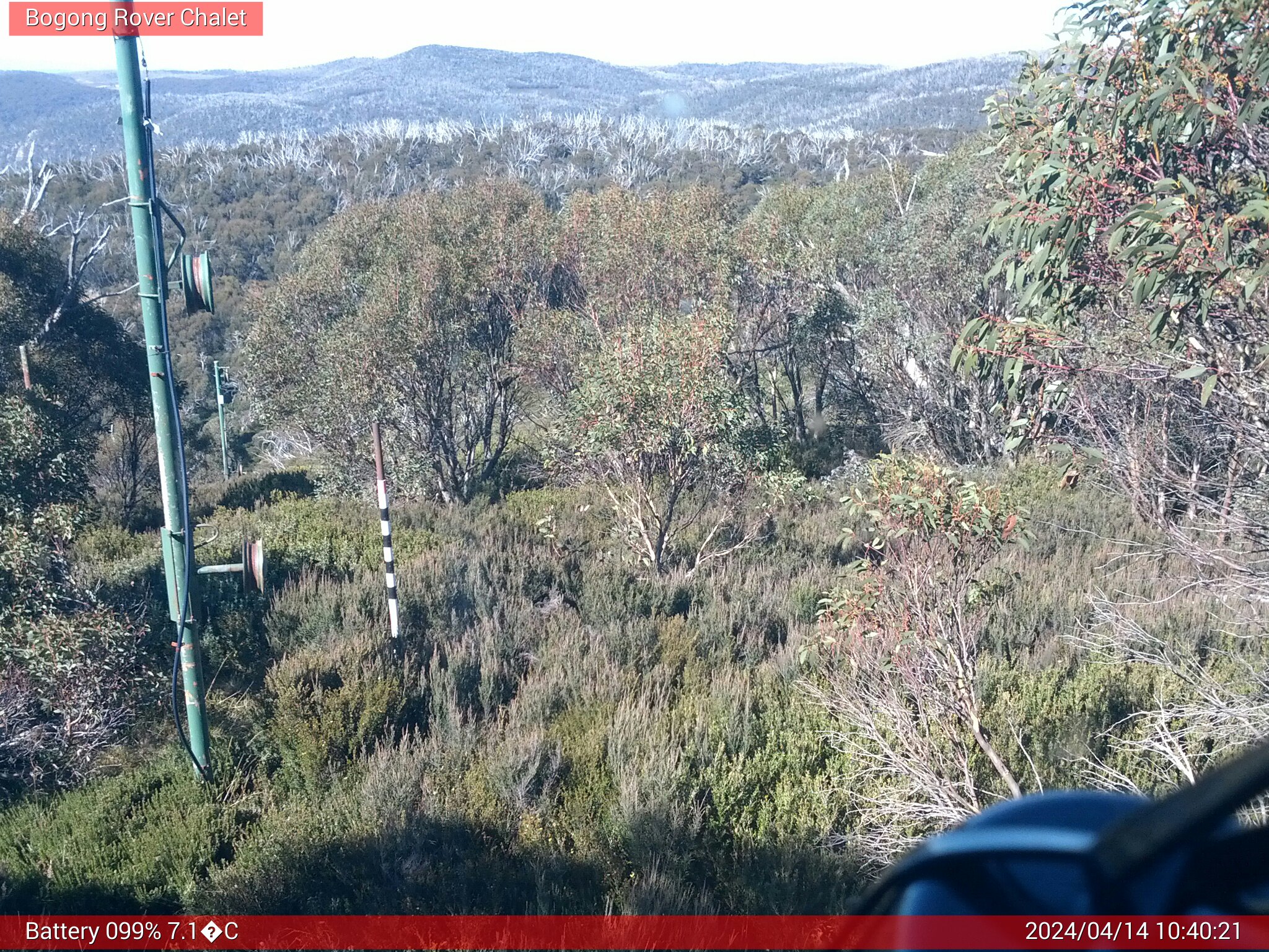 Bogong Web Cam 10:40am Sunday 14th of April 2024