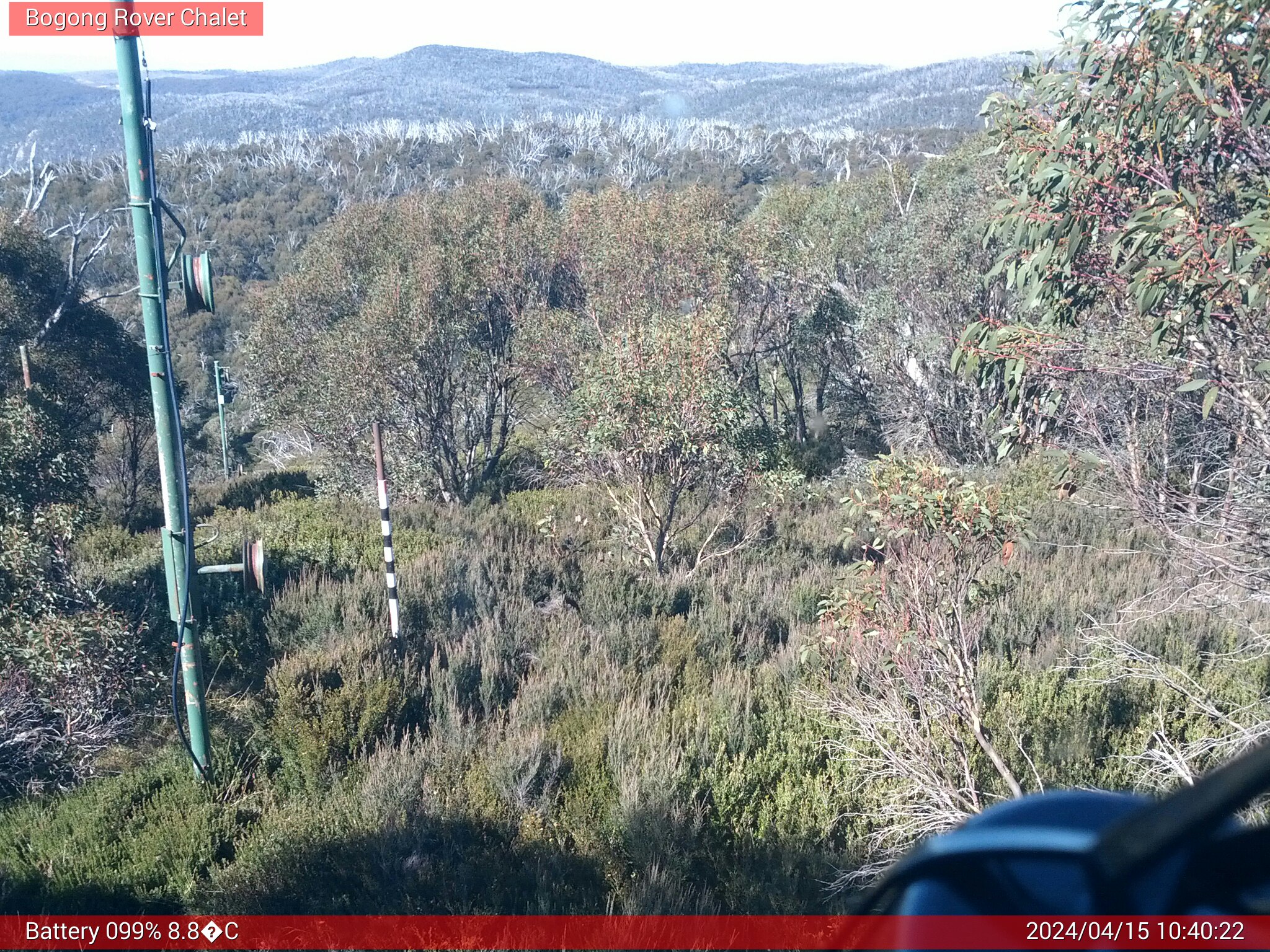 Bogong Web Cam 10:40am Monday 15th of April 2024