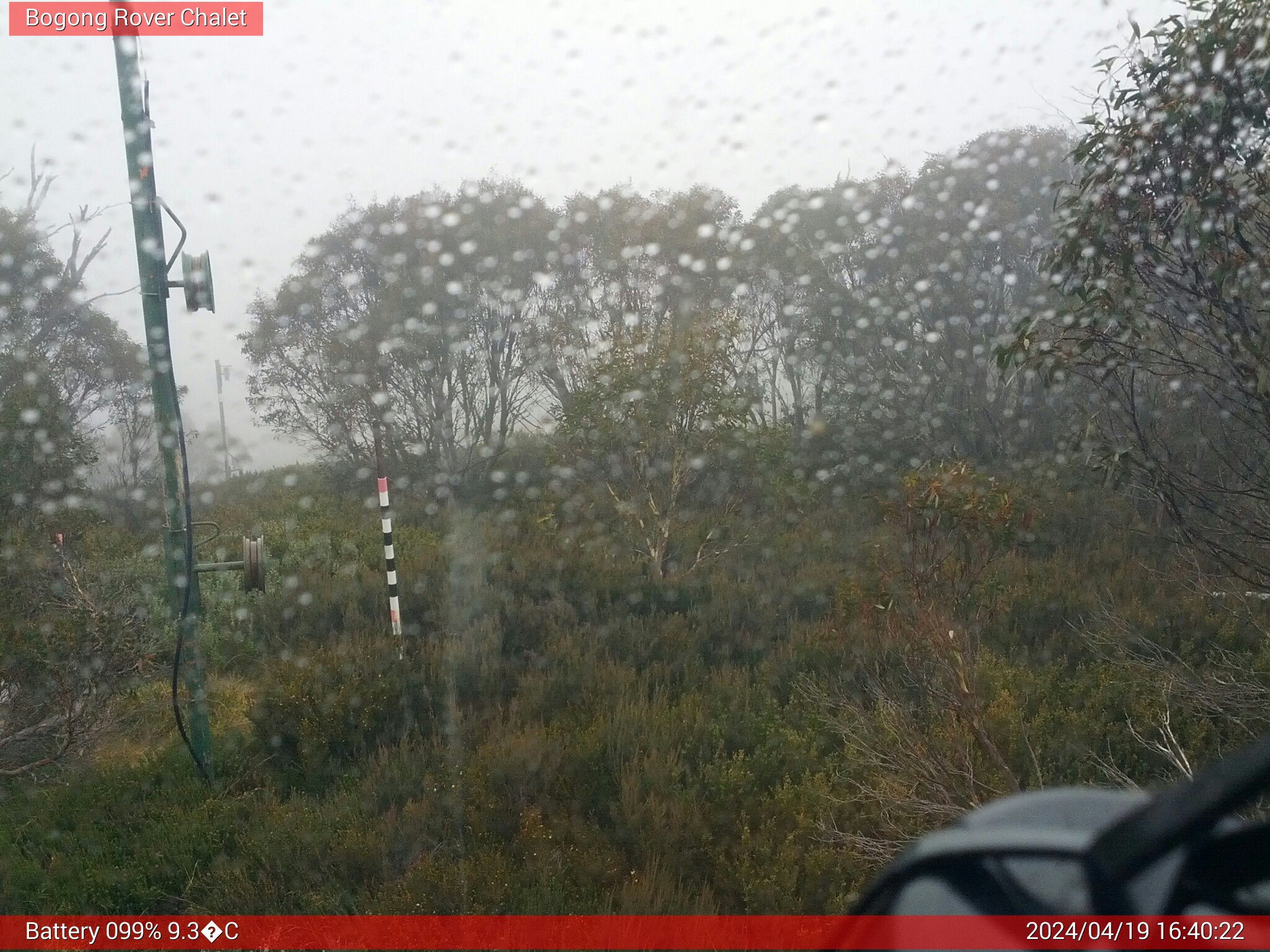 Bogong Web Cam 4:40pm Friday 19th of April 2024