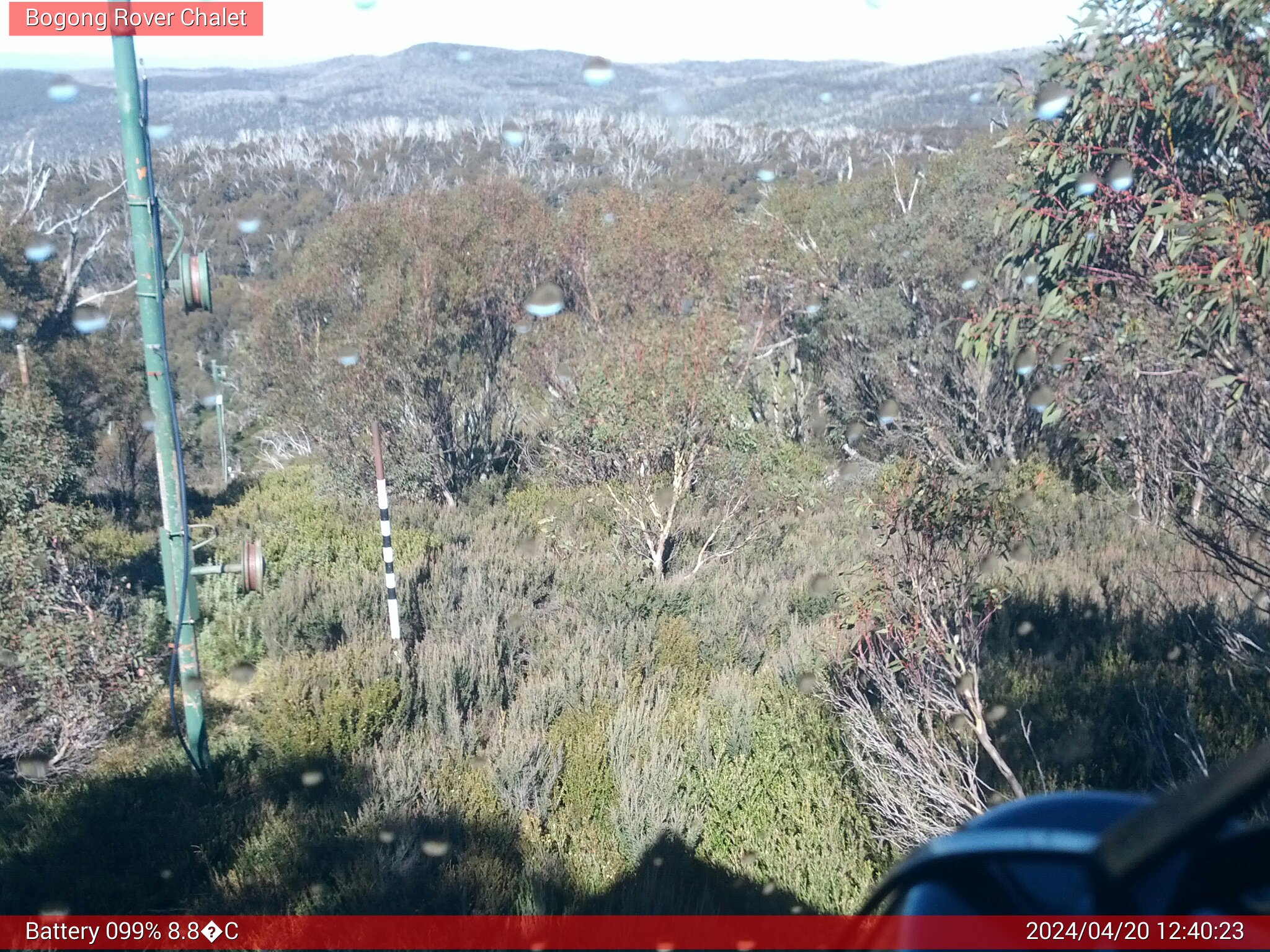 Bogong Web Cam 12:40pm Saturday 20th of April 2024