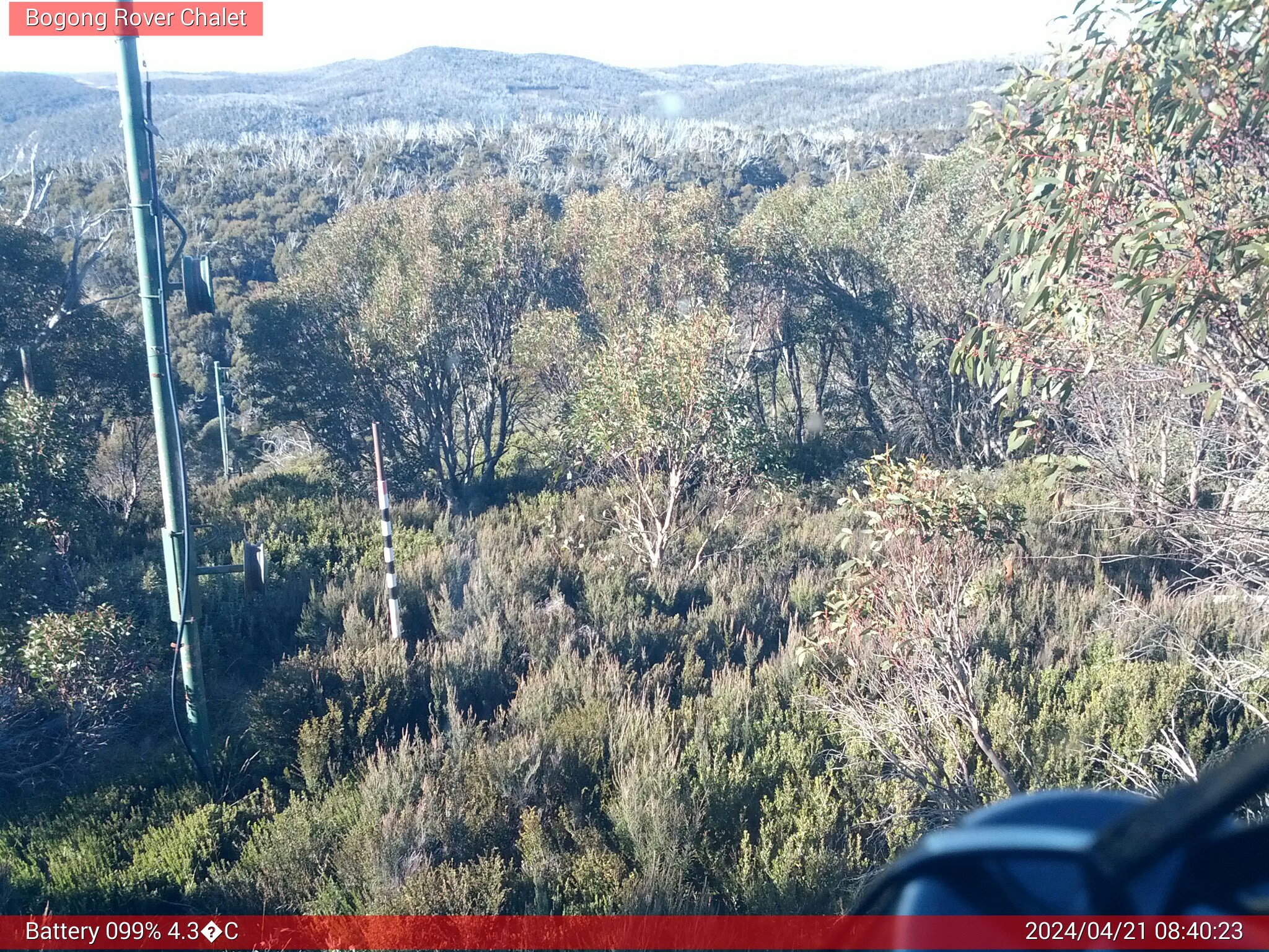 Bogong Web Cam 8:40am Sunday 21st of April 2024