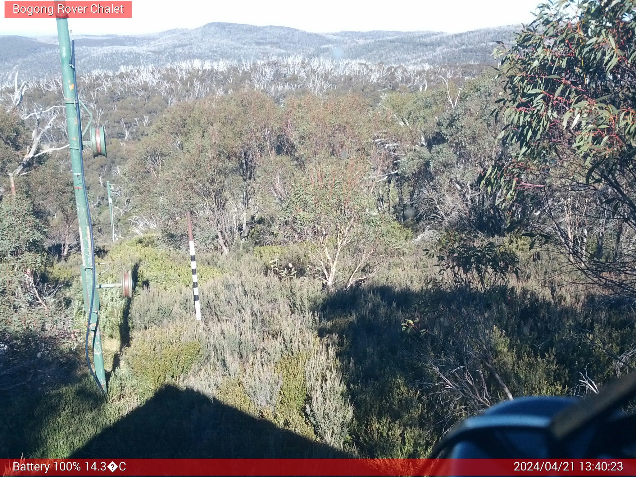 Bogong Web Cam 1:40pm Sunday 21st of April 2024