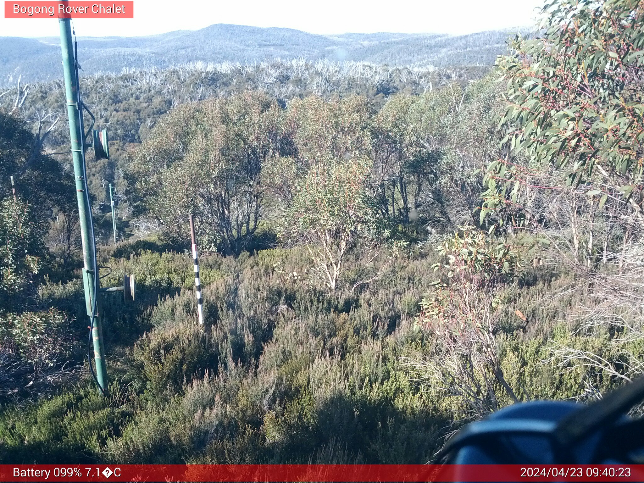 Bogong Web Cam 9:40am Tuesday 23rd of April 2024