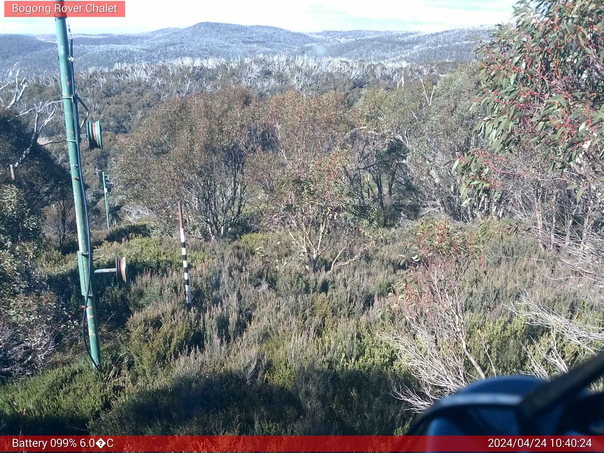 Bogong Web Cam 10:40am Wednesday 24th of April 2024