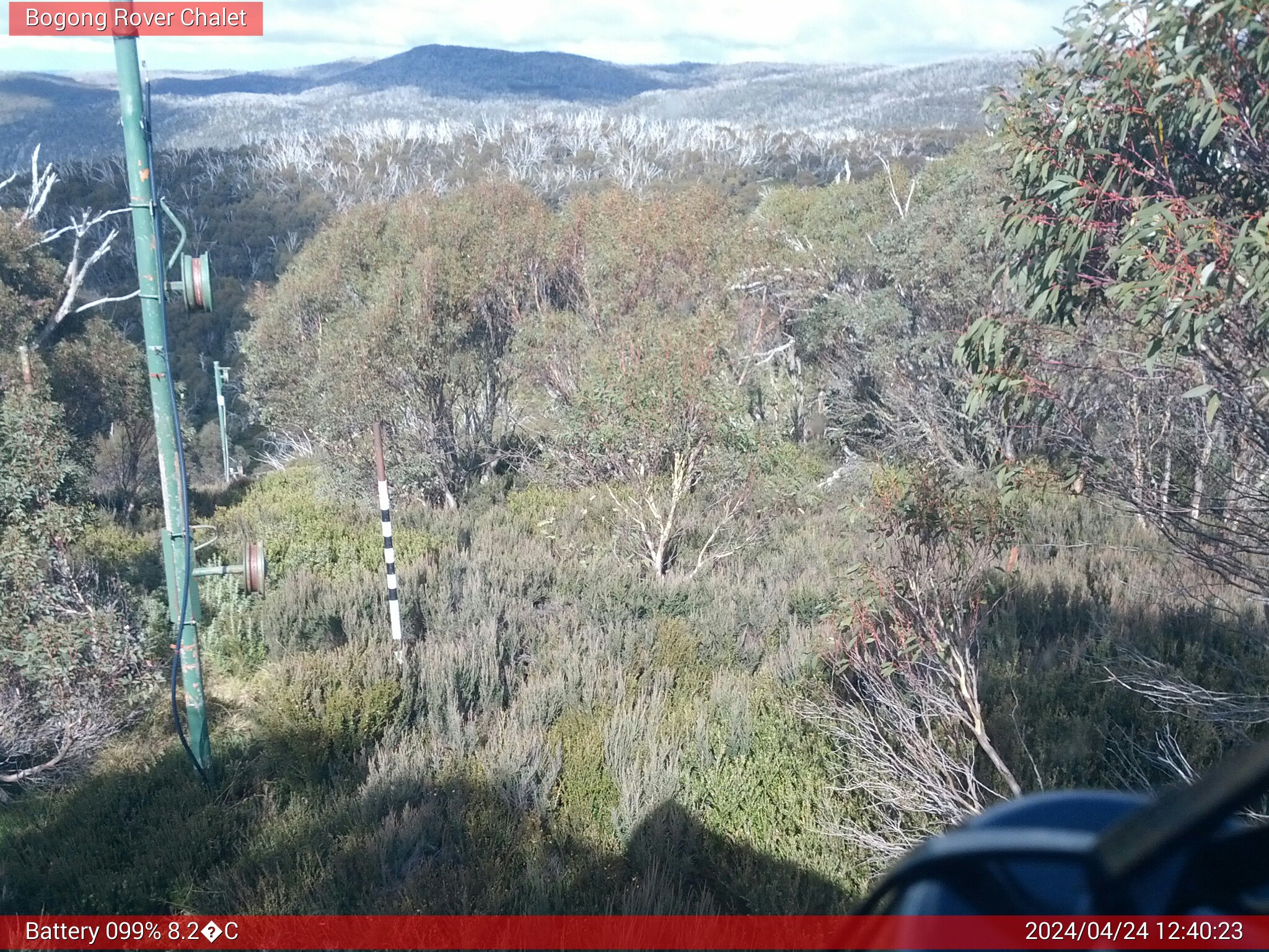 Bogong Web Cam 12:40pm Wednesday 24th of April 2024