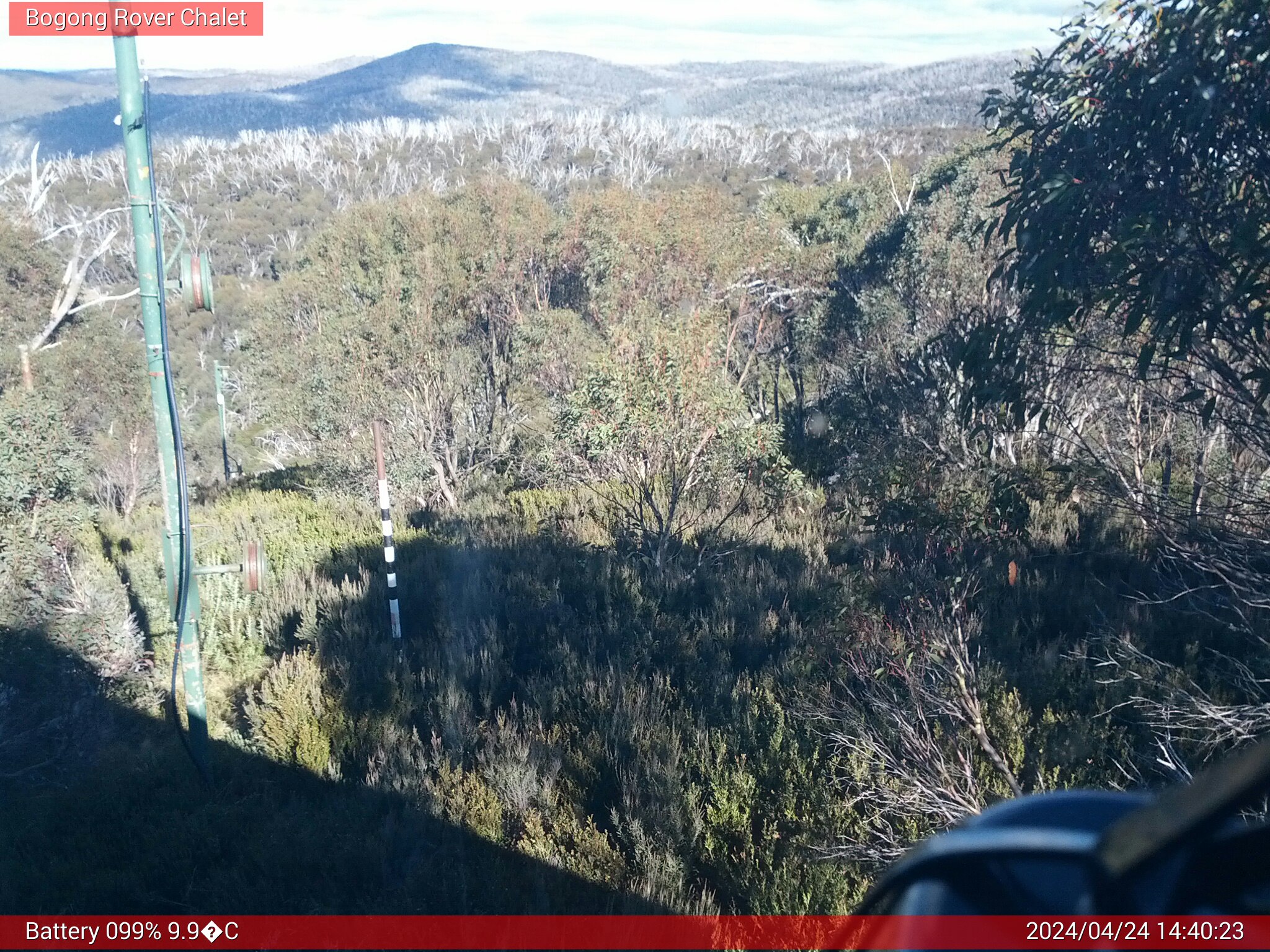 Bogong Web Cam 2:40pm Wednesday 24th of April 2024