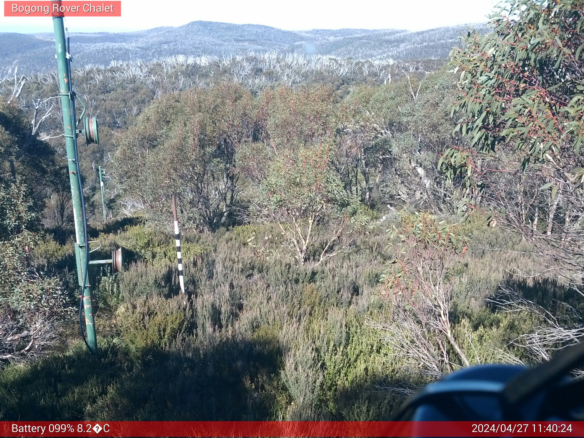 Bogong Web Cam 11:40am Saturday 27th of April 2024