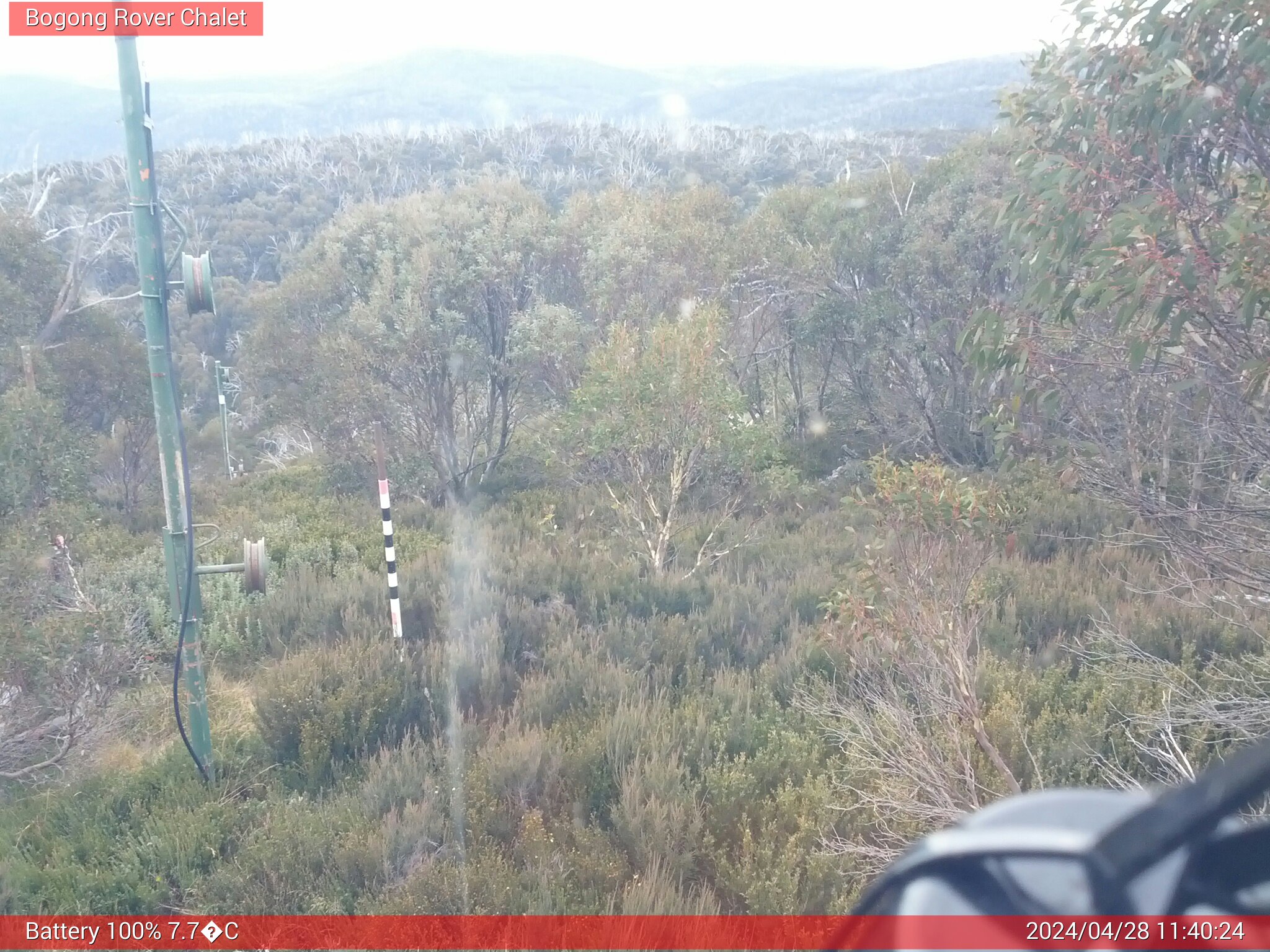 Bogong Web Cam 11:40am Sunday 28th of April 2024