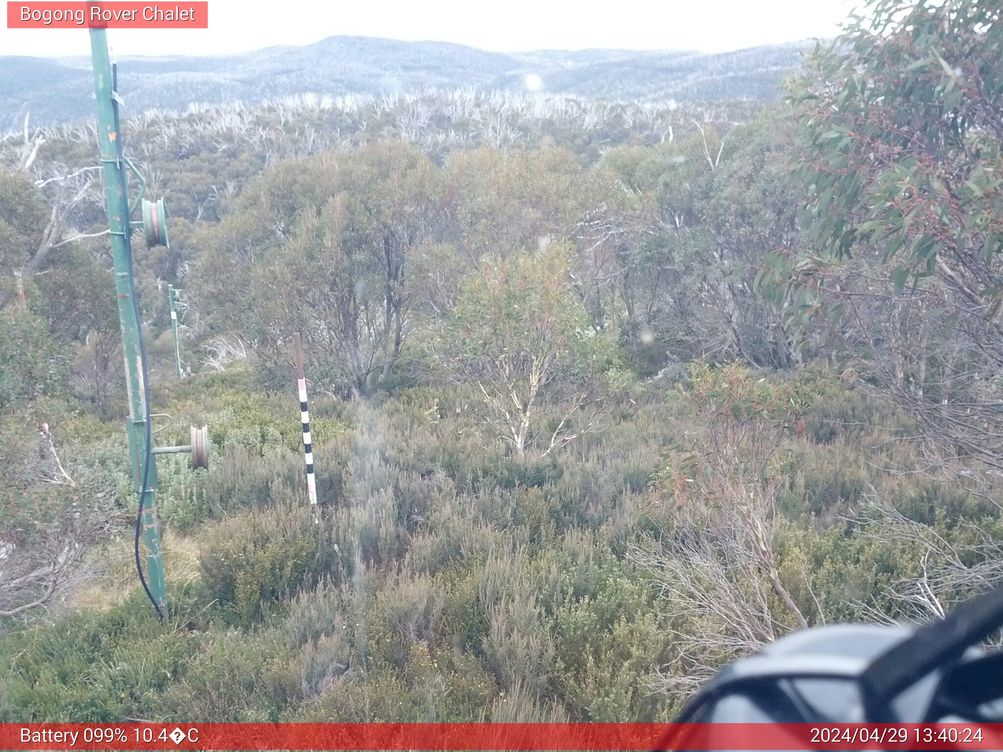 Bogong Web Cam 1:40pm Monday 29th of April 2024