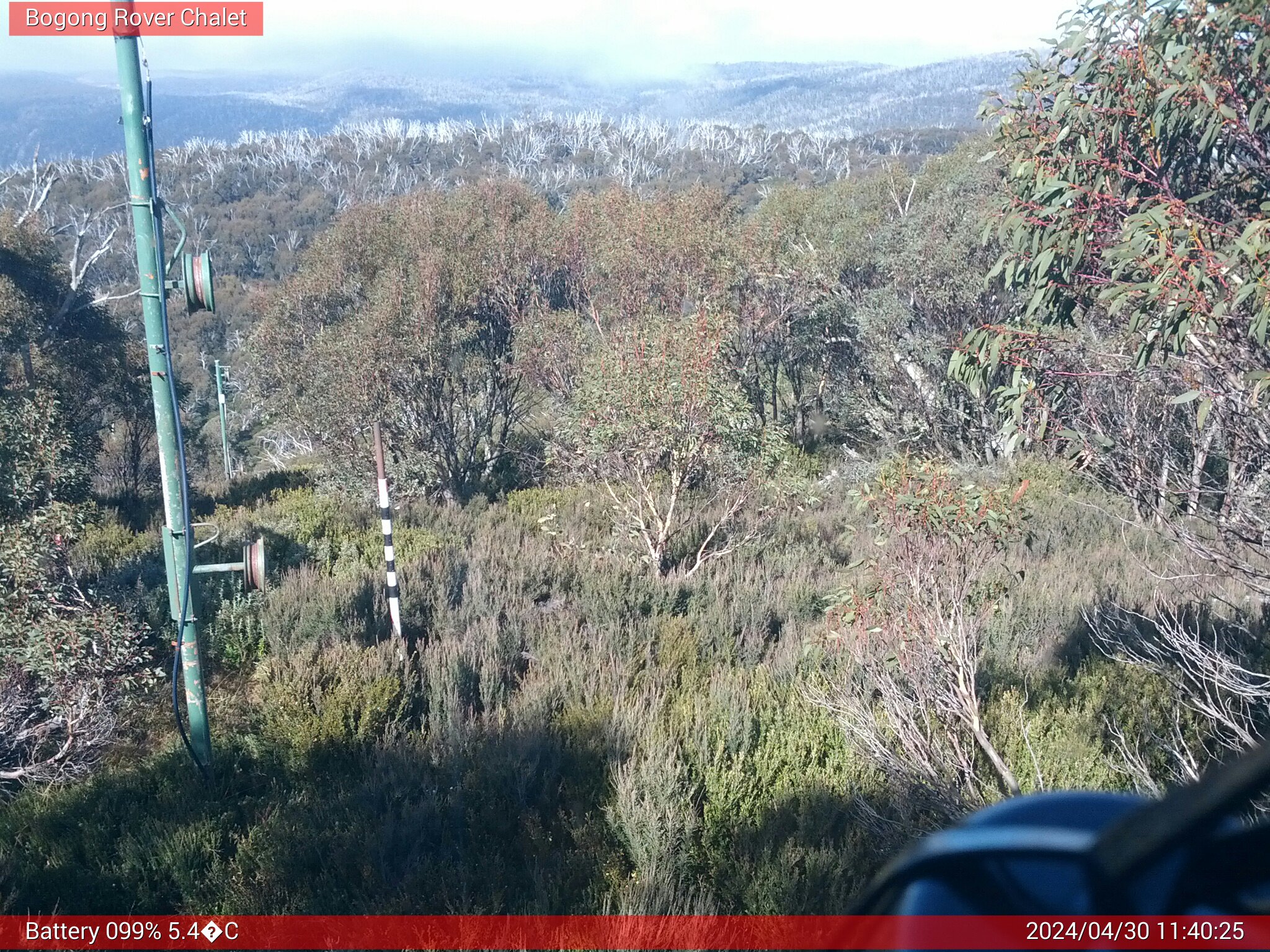 Bogong Web Cam 11:40am Tuesday 30th of April 2024