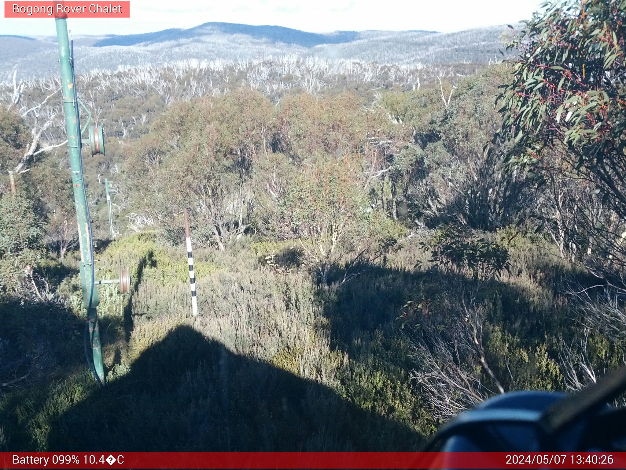 Bogong Web Cam 1:40pm Tuesday 7th of May 2024