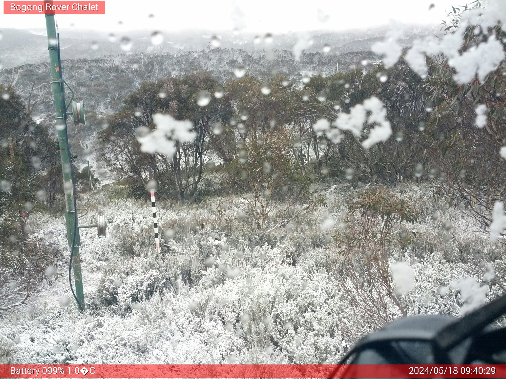 Bogong Web Cam 9:40am Saturday 18th of May 2024