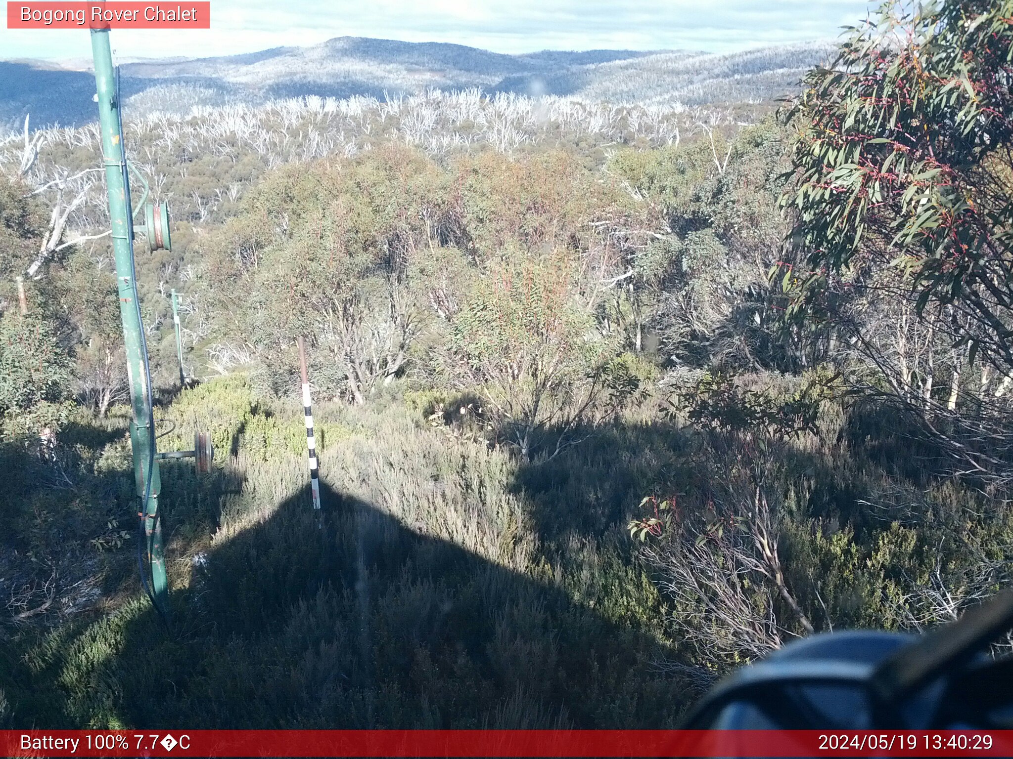 Bogong Web Cam 1:40pm Sunday 19th of May 2024