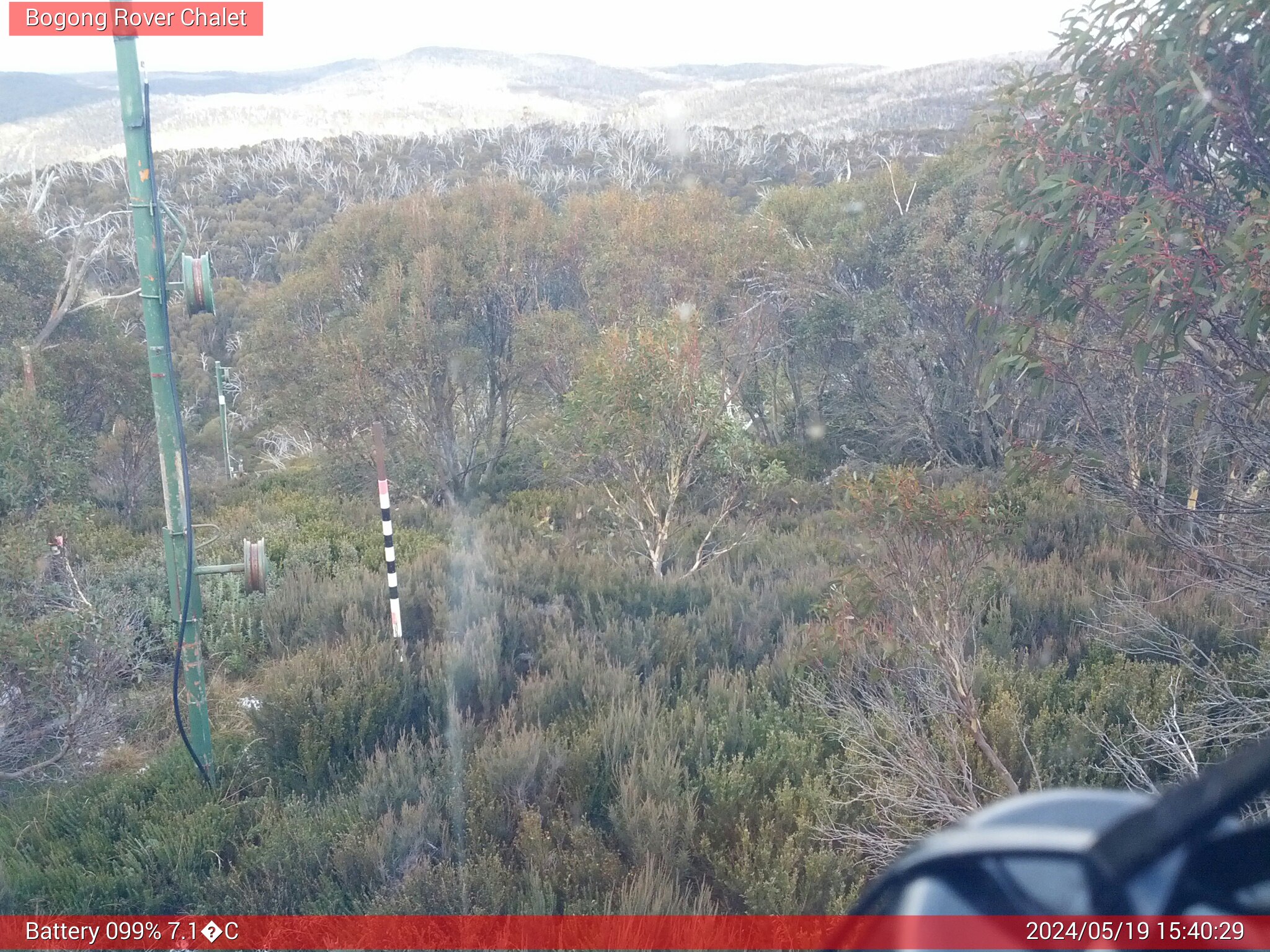 Bogong Web Cam 3:40pm Sunday 19th of May 2024