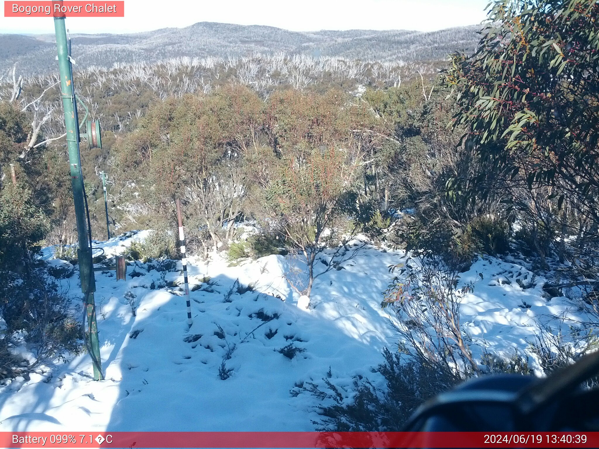 Bogong Web Cam 1:40pm Wednesday 19th of June 2024