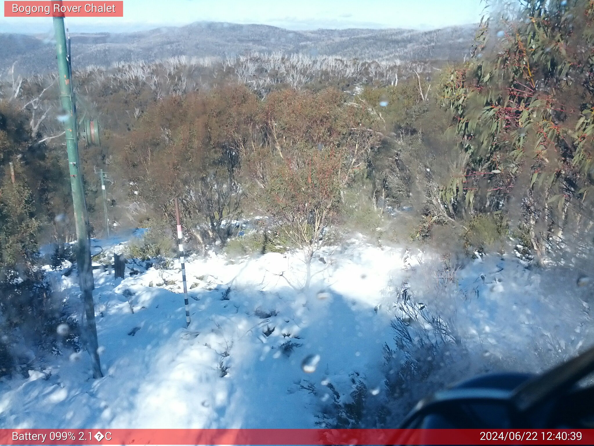 Bogong Web Cam 12:40pm Saturday 22nd of June 2024