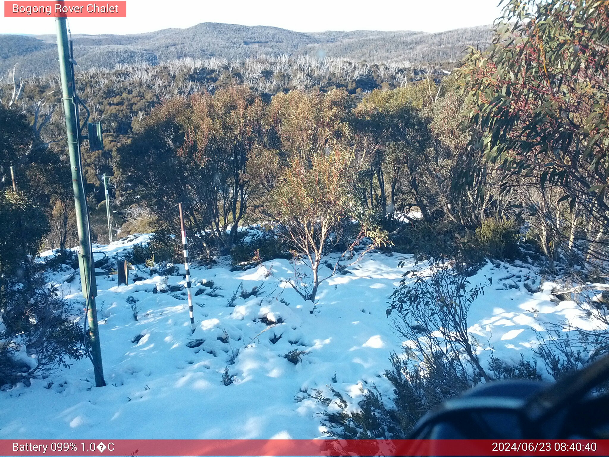 Bogong Web Cam 8:40am Sunday 23rd of June 2024