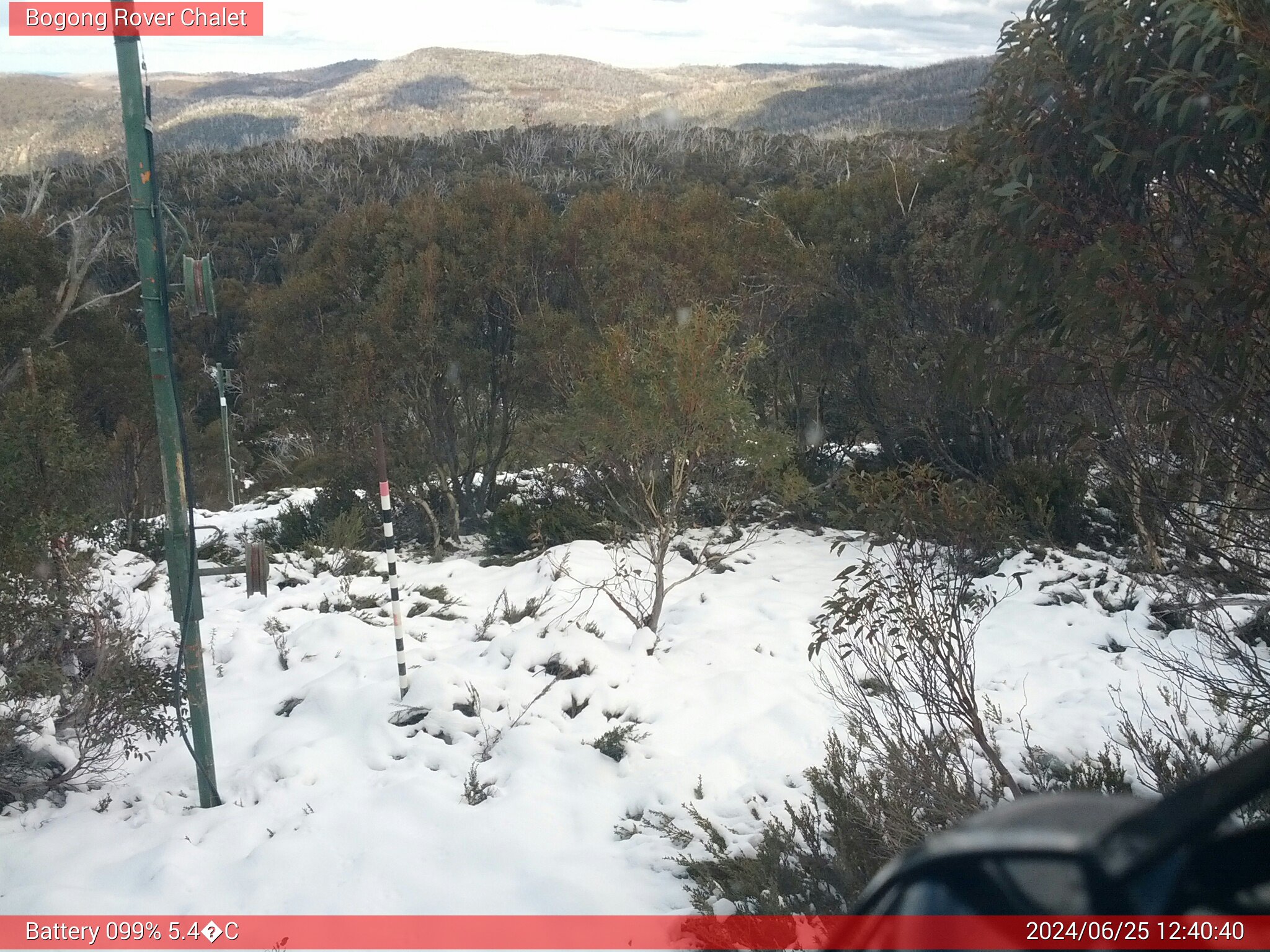 Bogong Web Cam 12:40pm Tuesday 25th of June 2024