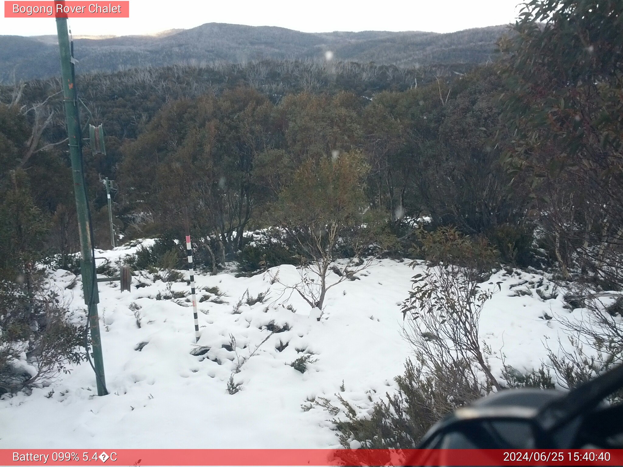 Bogong Web Cam 3:40pm Tuesday 25th of June 2024