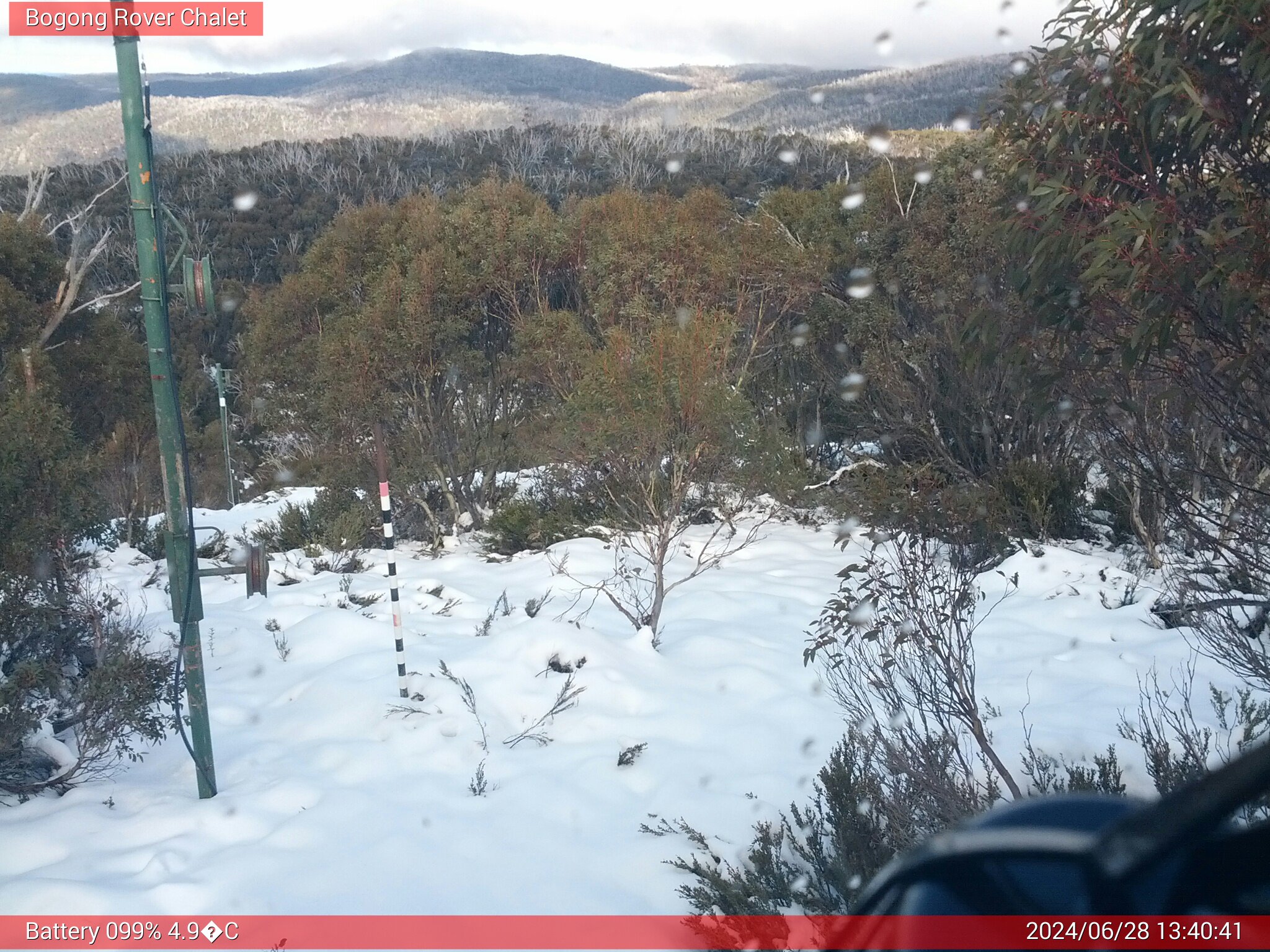 Bogong Web Cam 1:40pm Friday 28th of June 2024