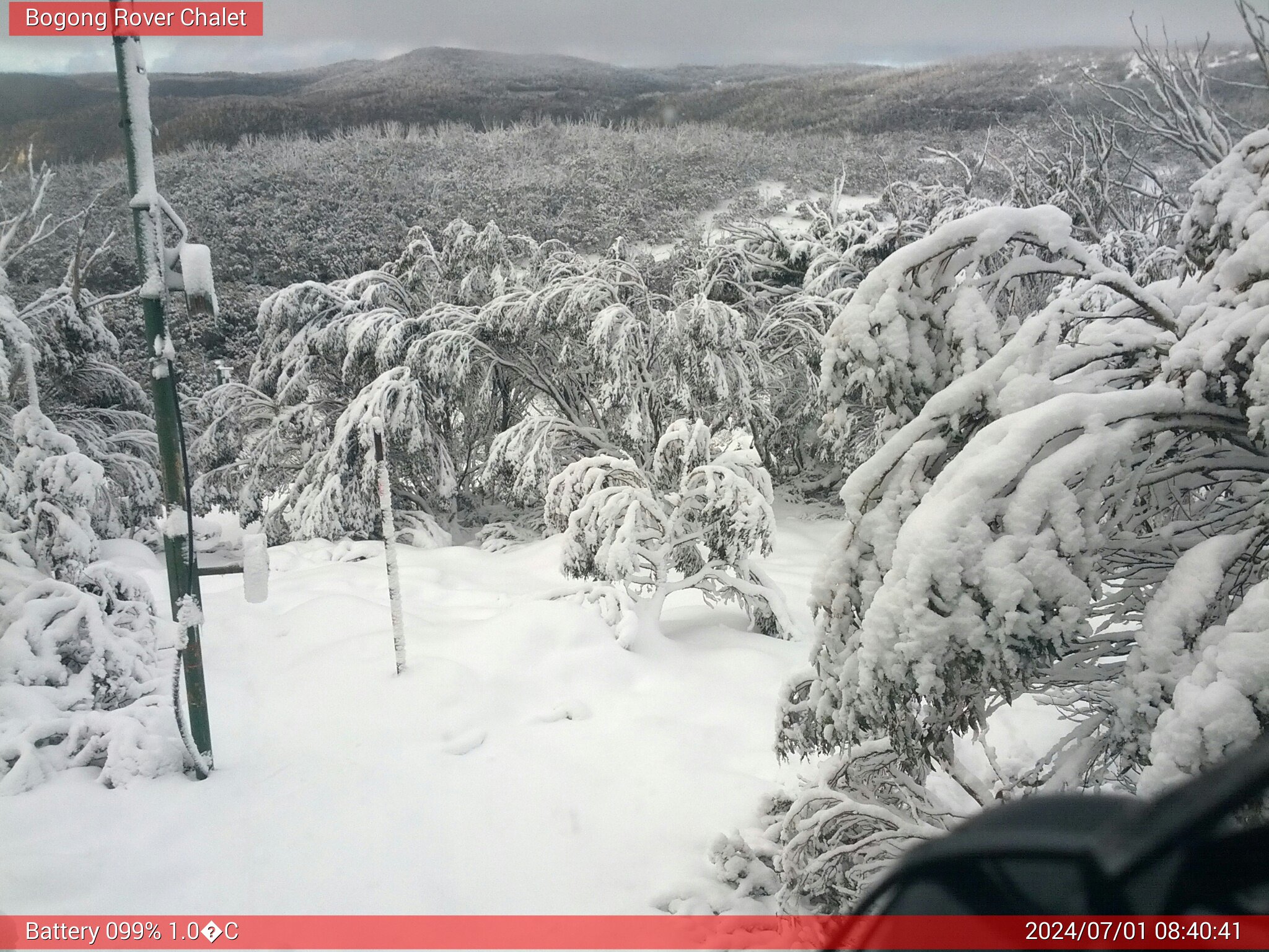 Bogong Web Cam 8:40am Monday 1st of July 2024