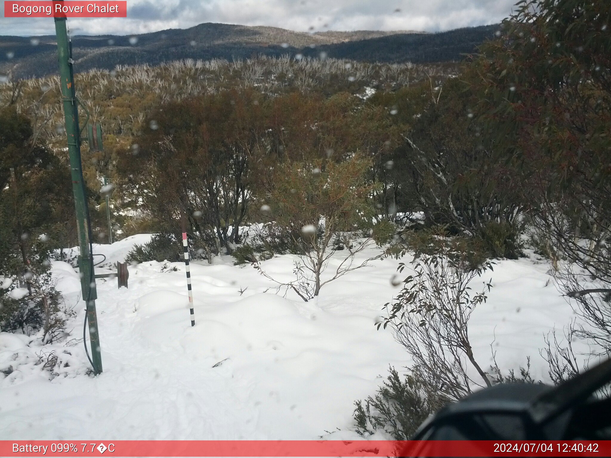 Bogong Web Cam 12:40pm Thursday 4th of July 2024