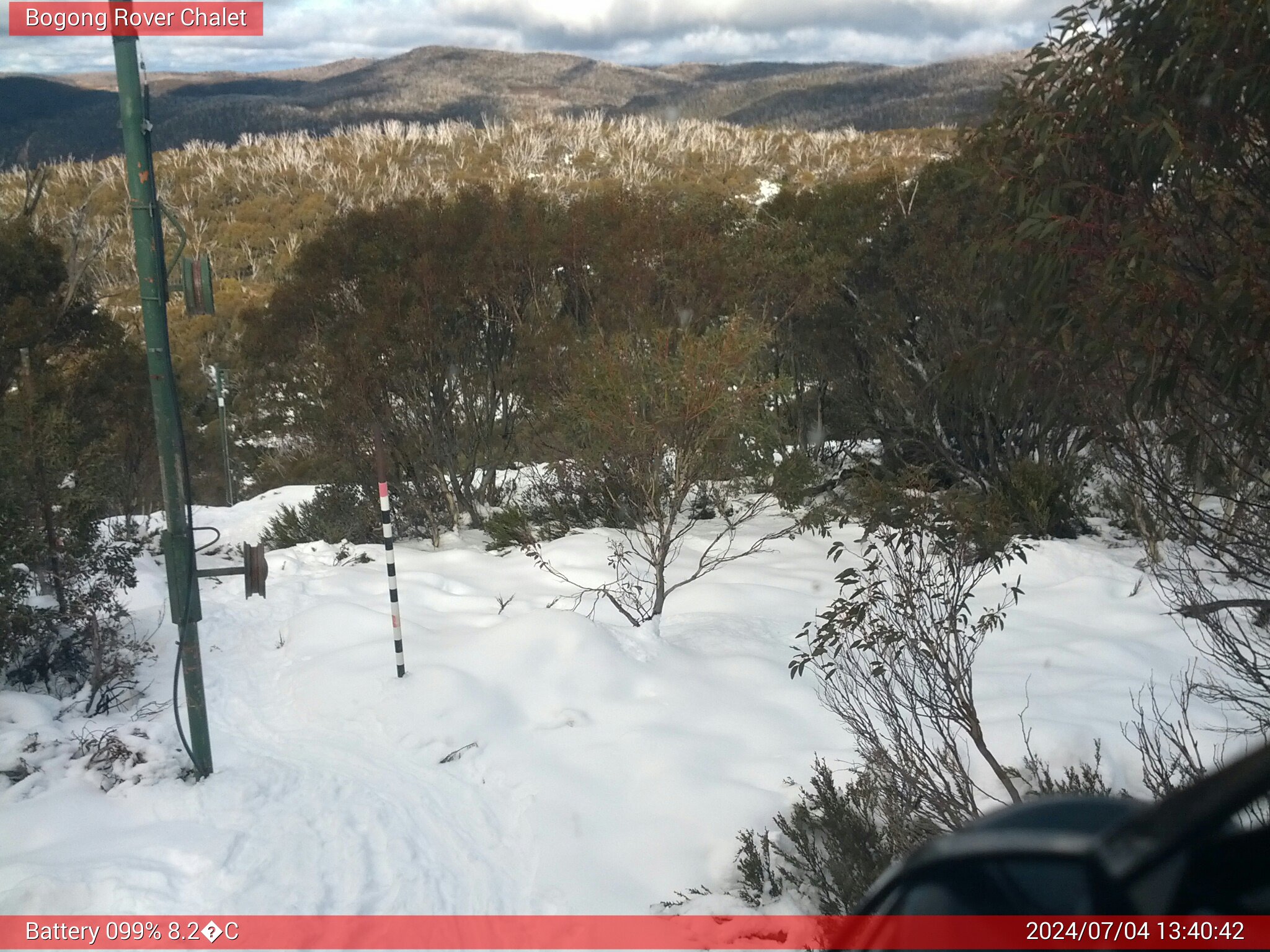 Bogong Web Cam 1:40pm Thursday 4th of July 2024