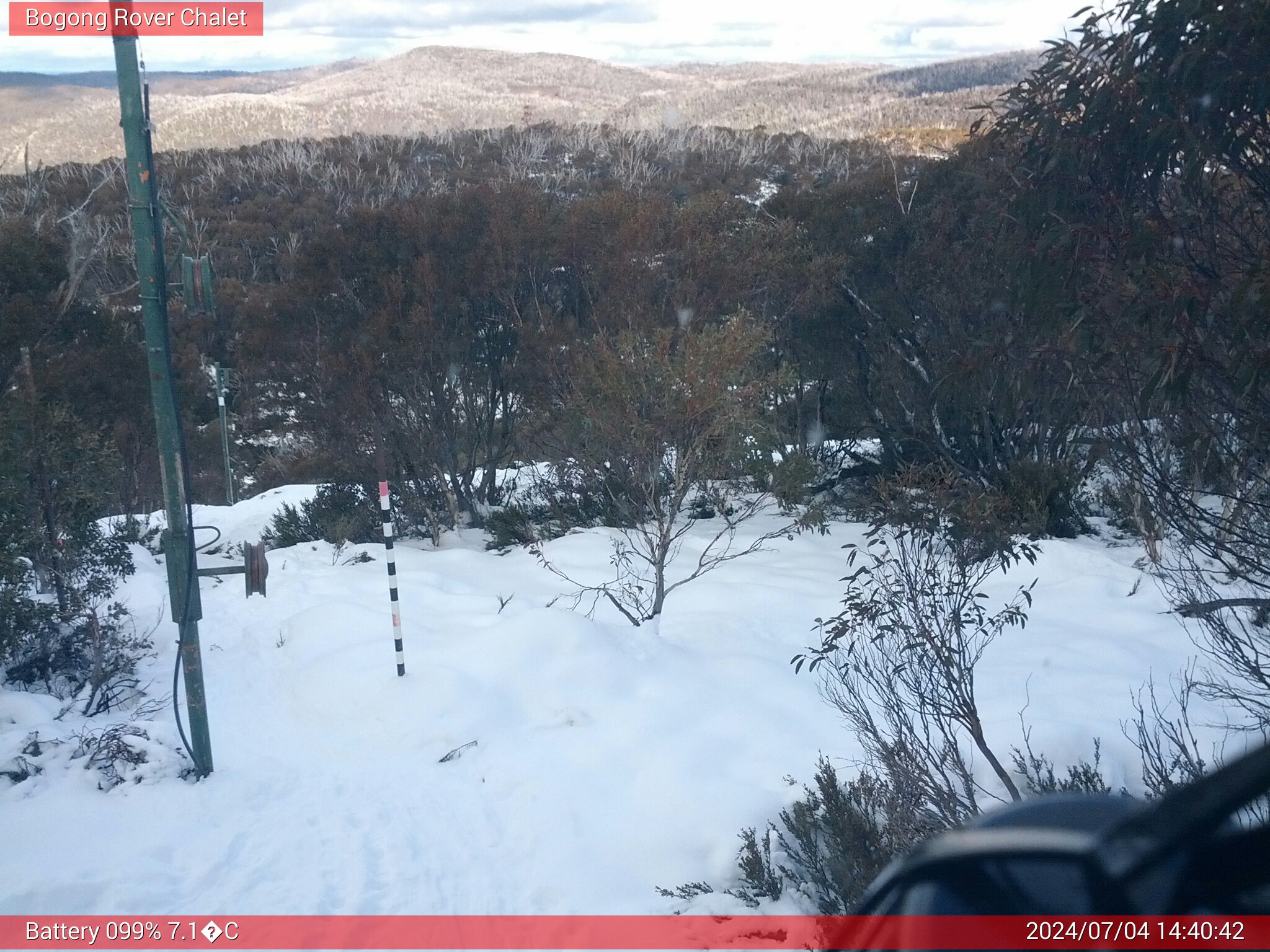 Bogong Web Cam 2:40pm Thursday 4th of July 2024