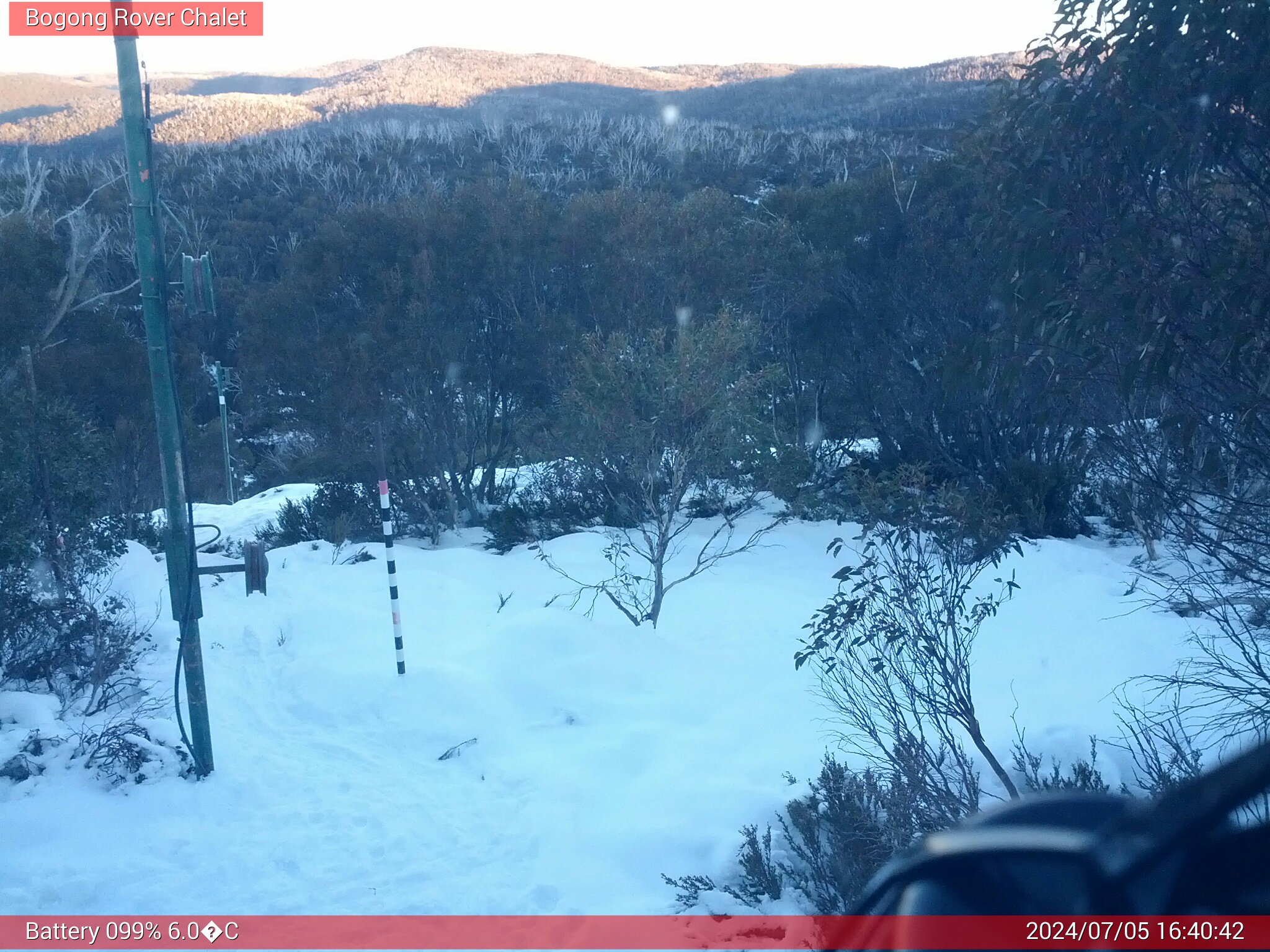 Bogong Web Cam 4:40pm Friday 5th of July 2024