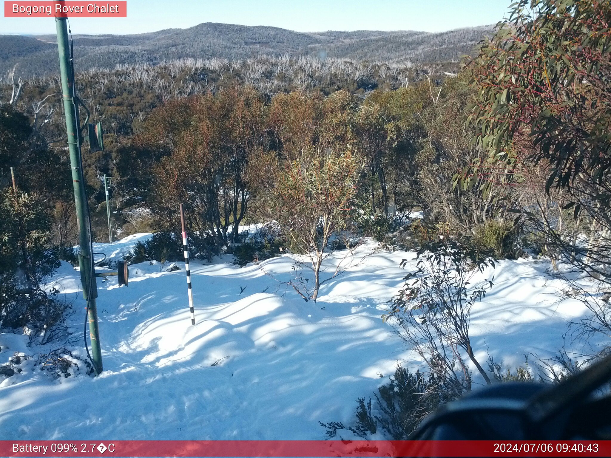 Bogong Web Cam 9:40am Saturday 6th of July 2024