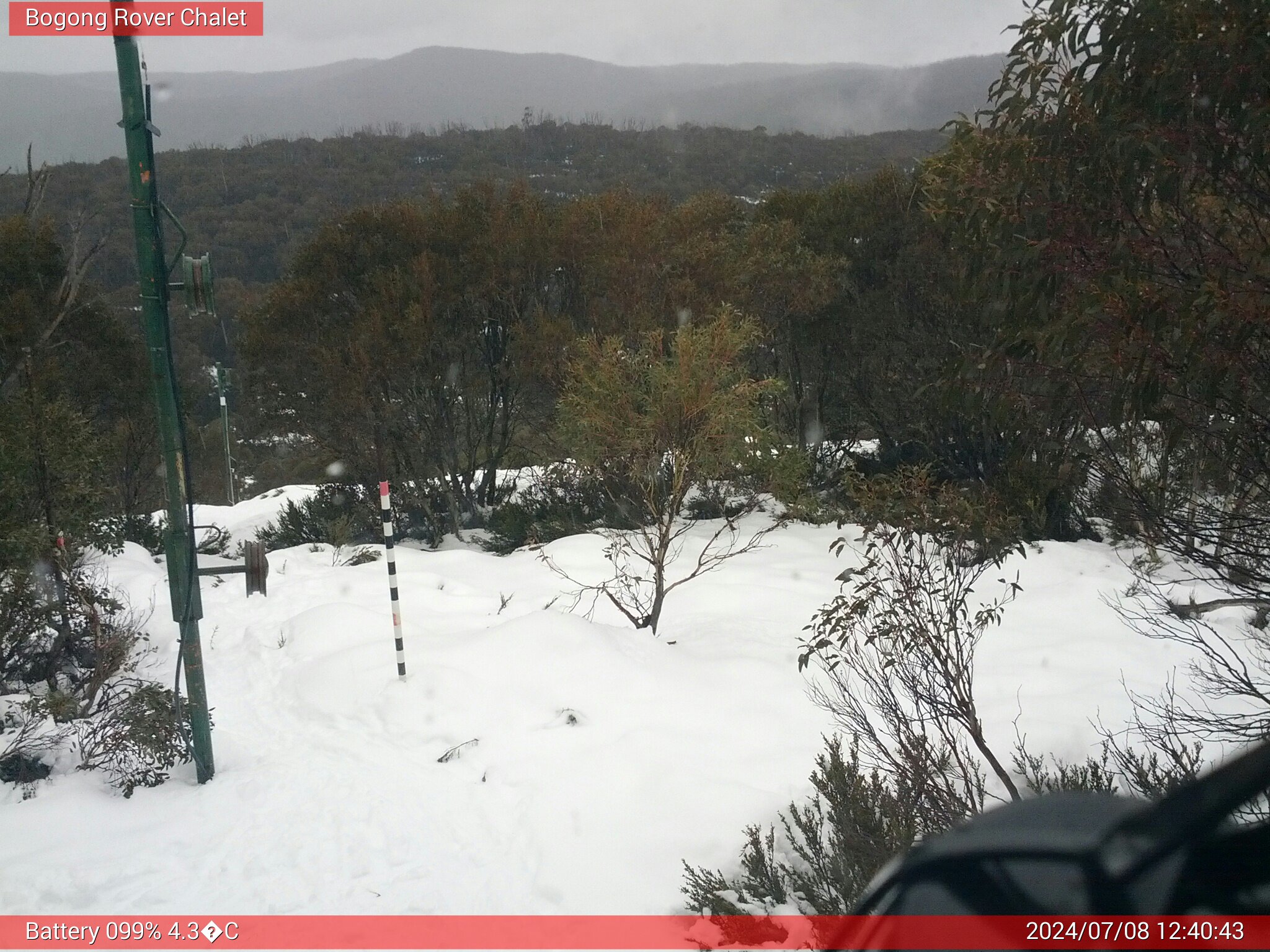 Bogong Web Cam 12:40pm Monday 8th of July 2024