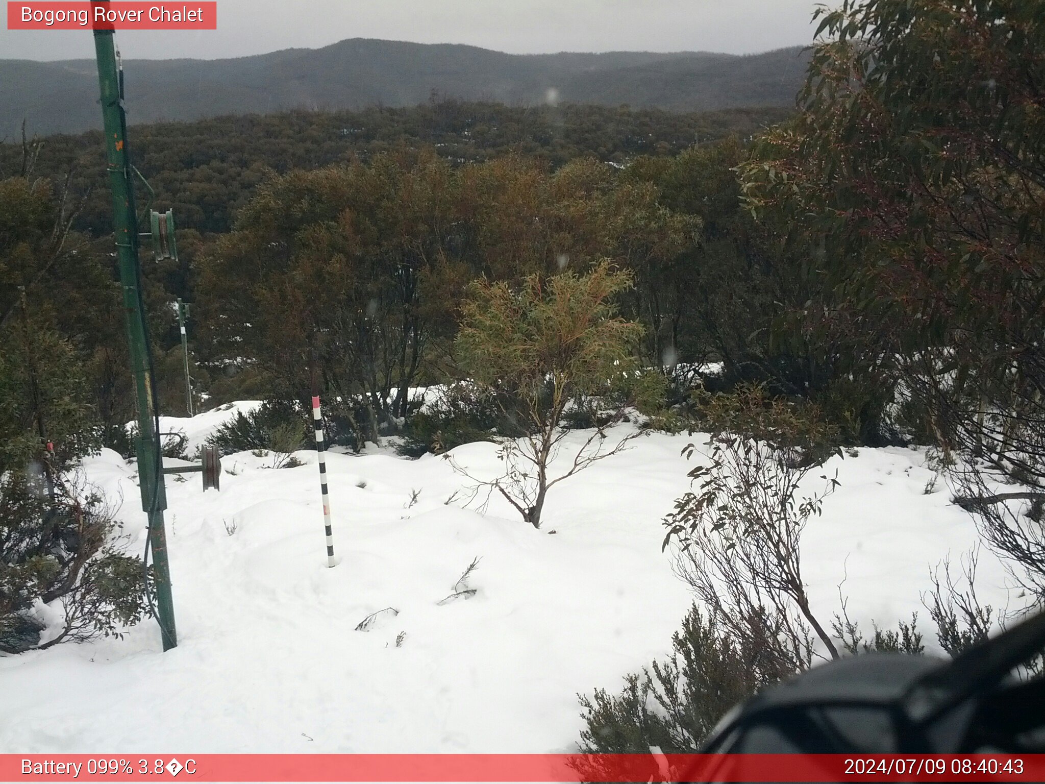 Bogong Web Cam 8:40am Tuesday 9th of July 2024